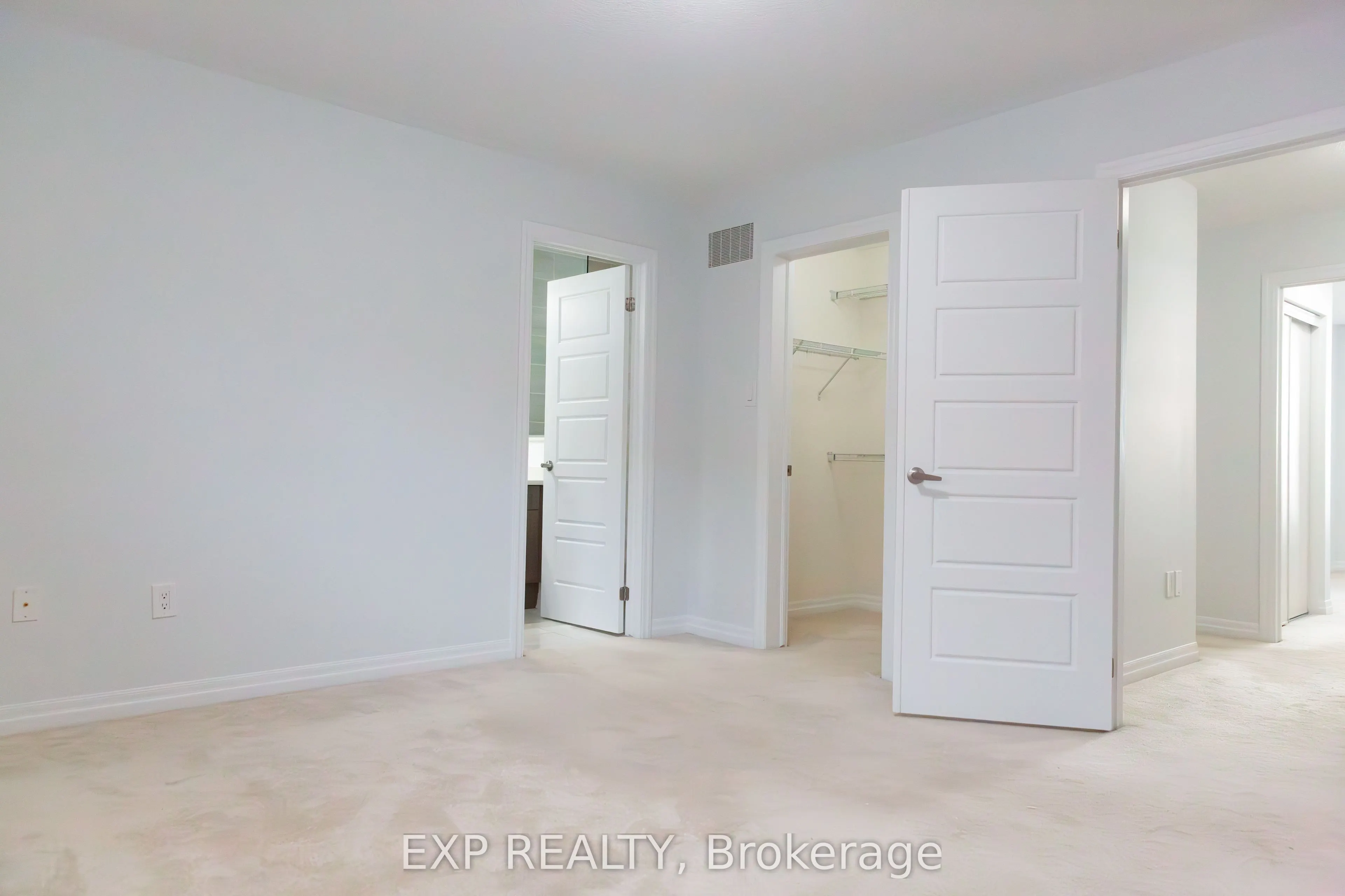 230 Avonsyde Boulevard, #17