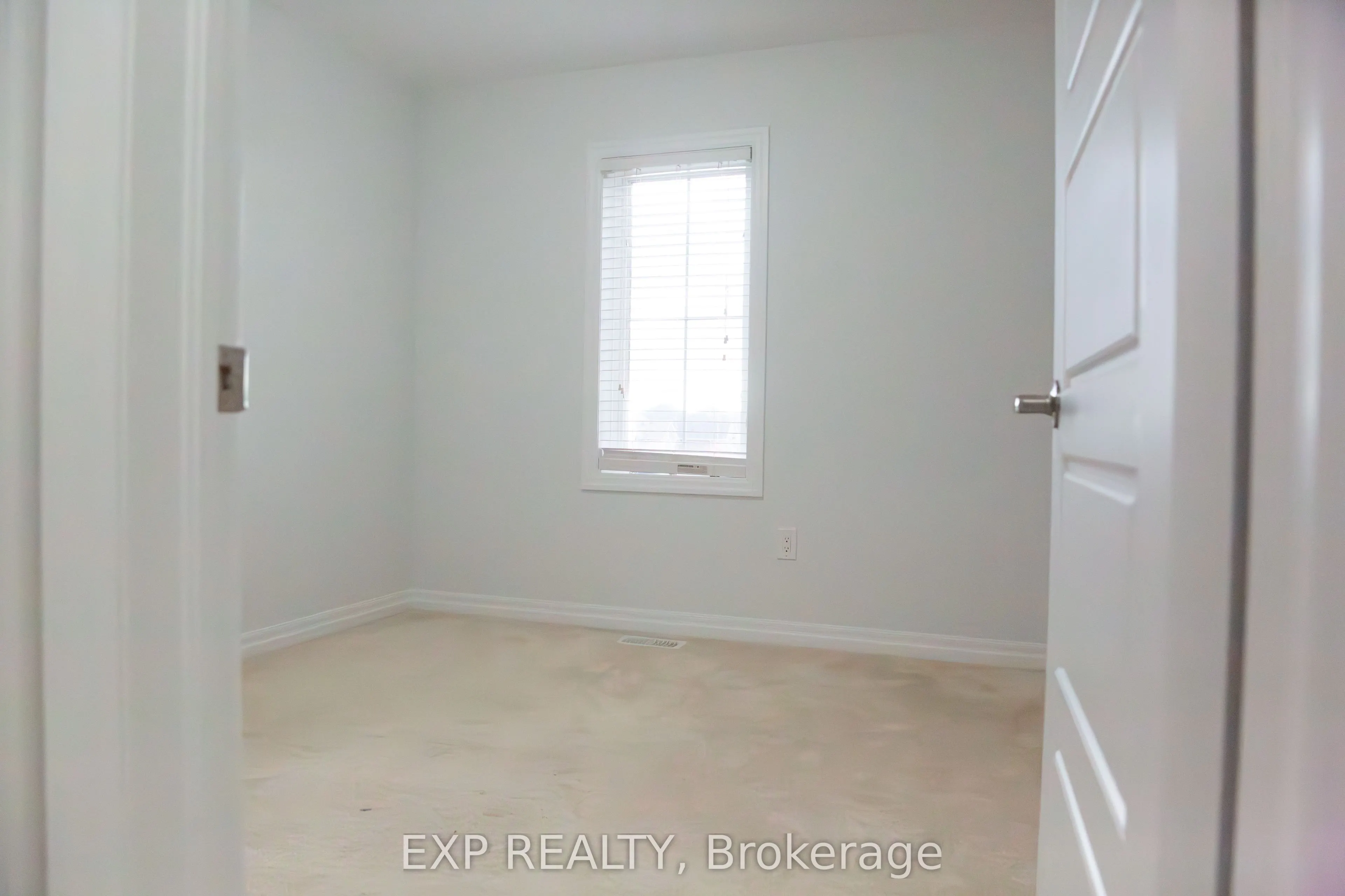 230 Avonsyde Boulevard, #17