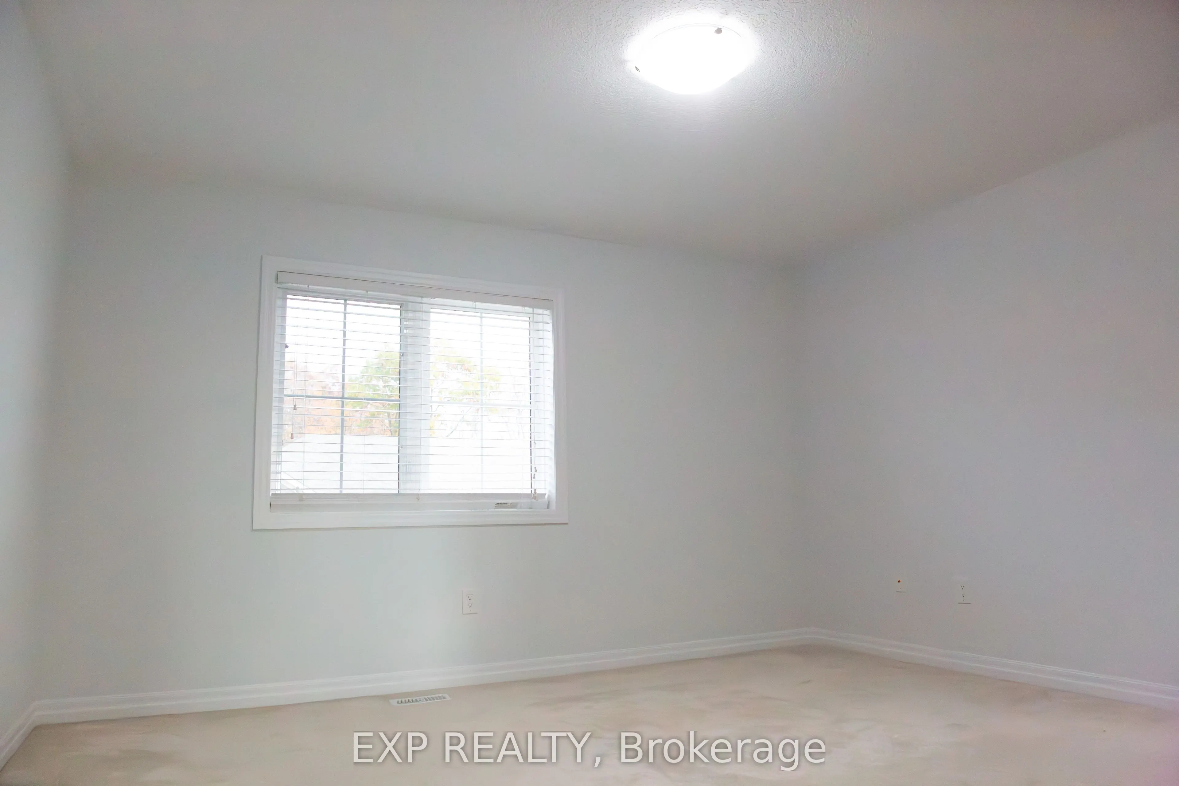 230 Avonsyde Boulevard, #17