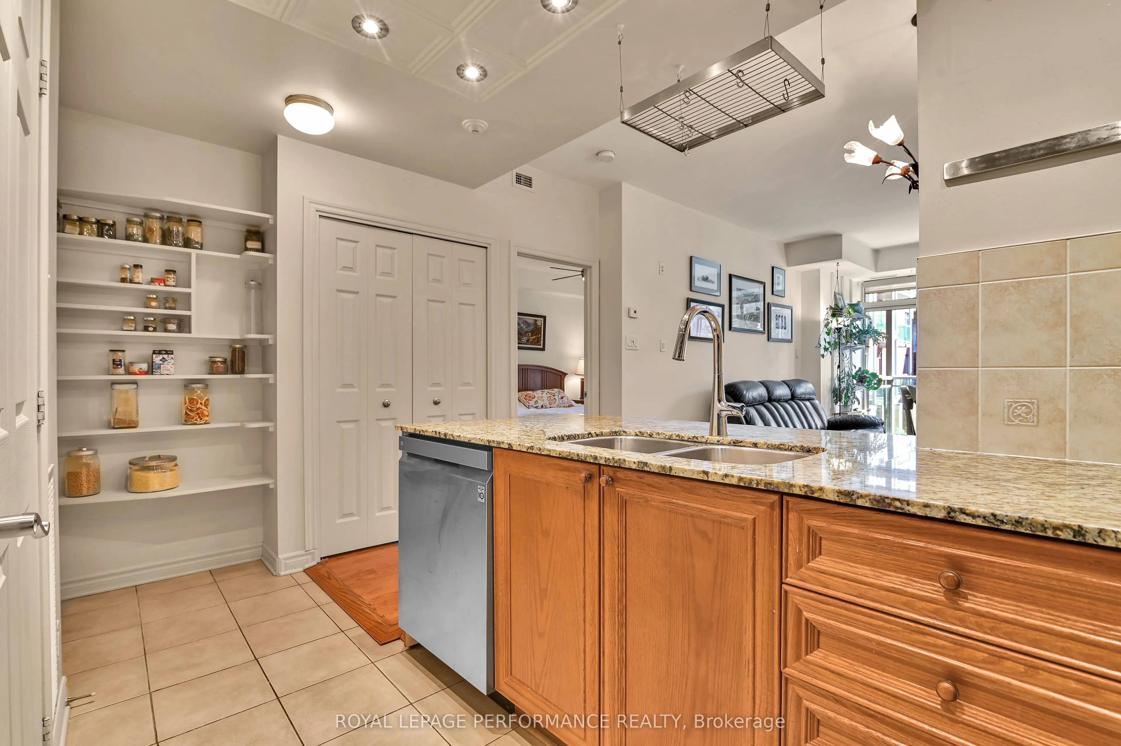 205 Bolton Street, #229
