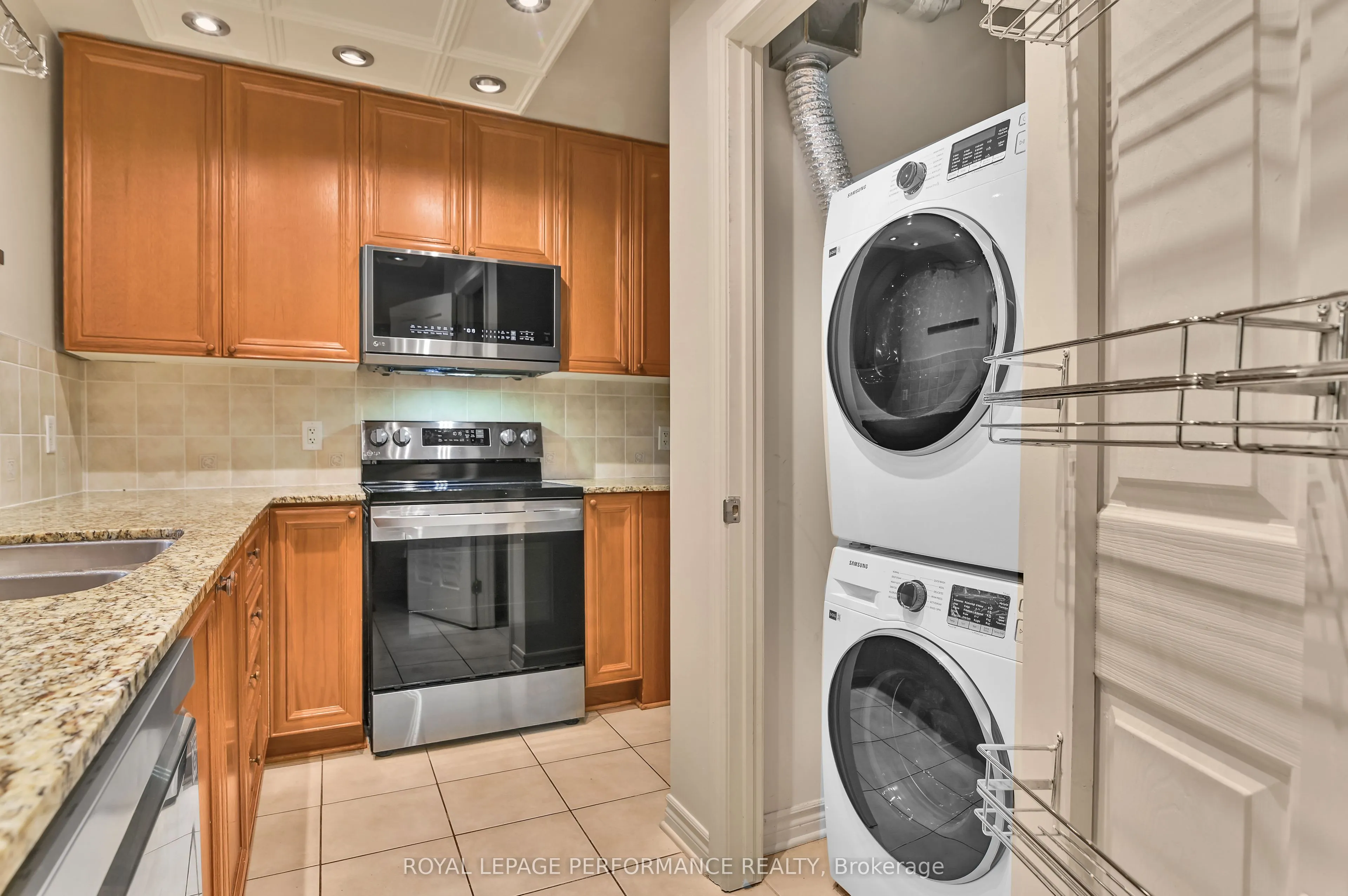 205 Bolton Street, #229