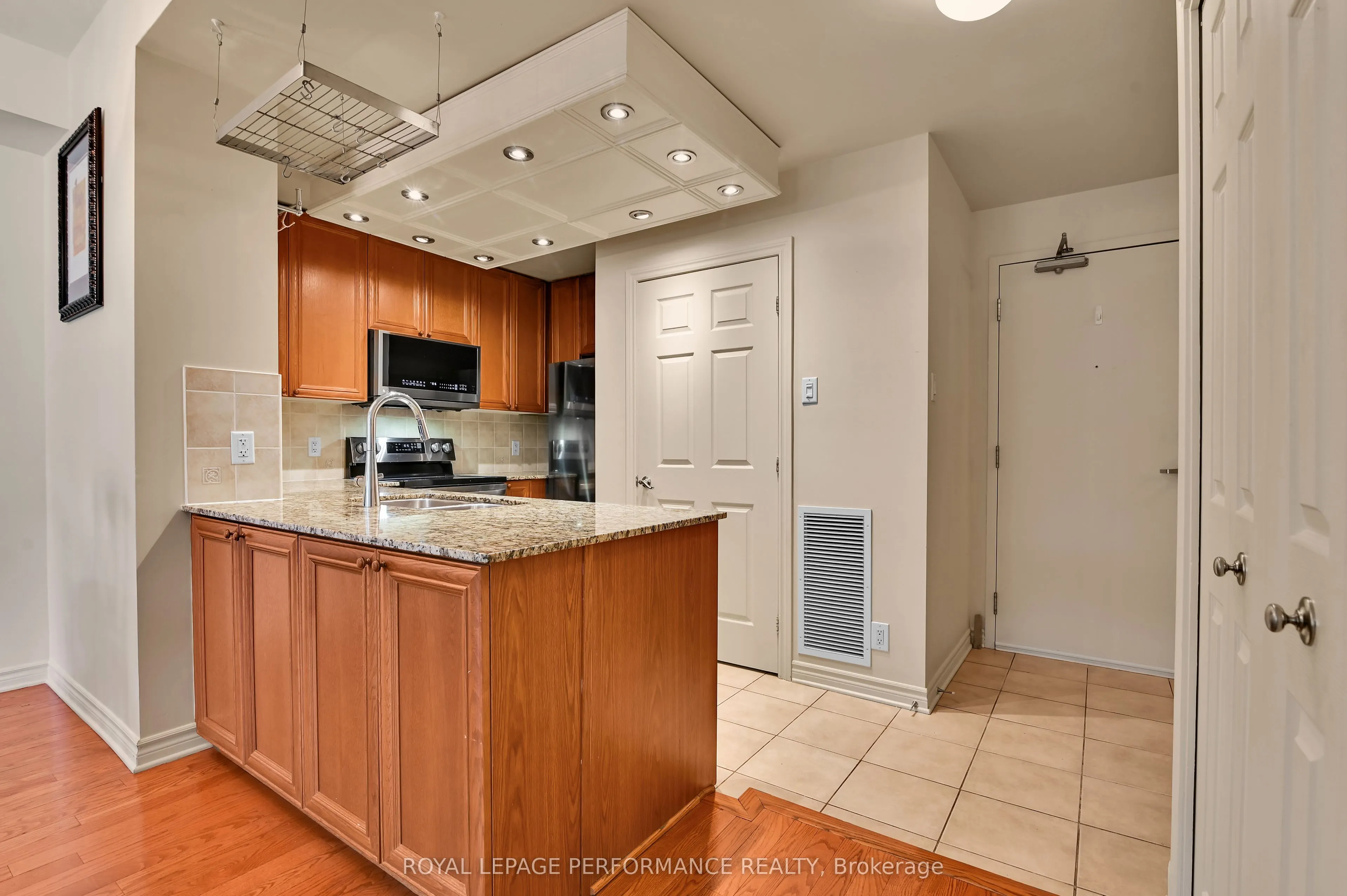 205 Bolton Street, #229