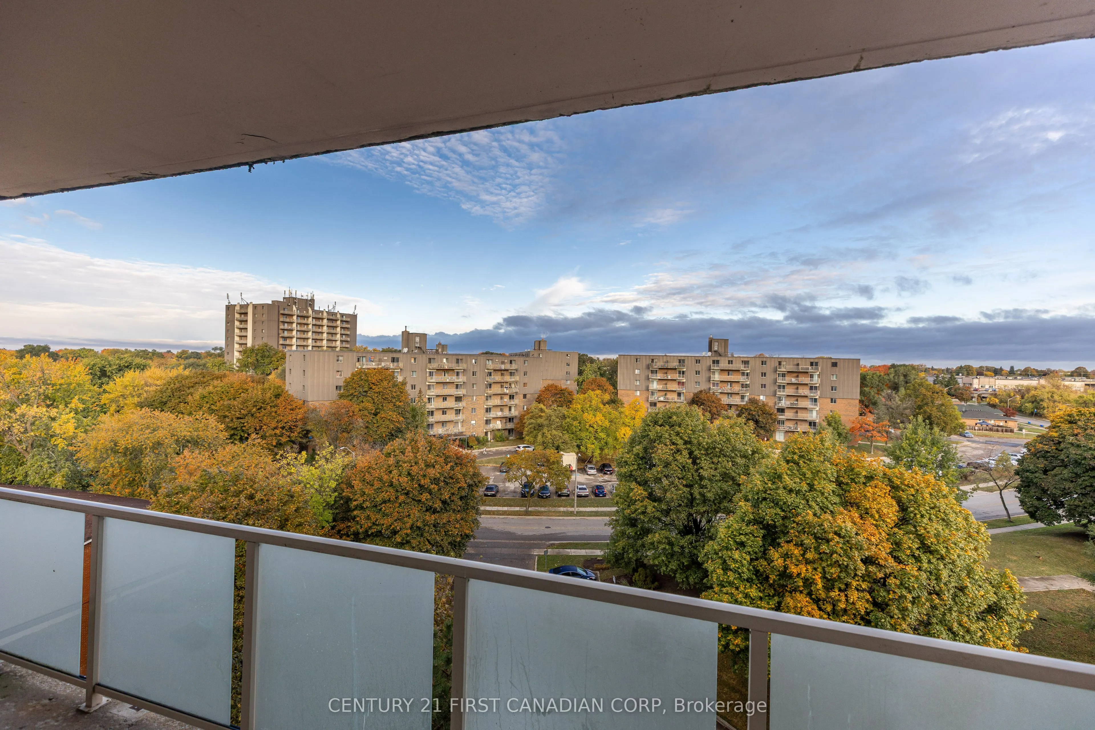 563 Mornington Avenue, #702