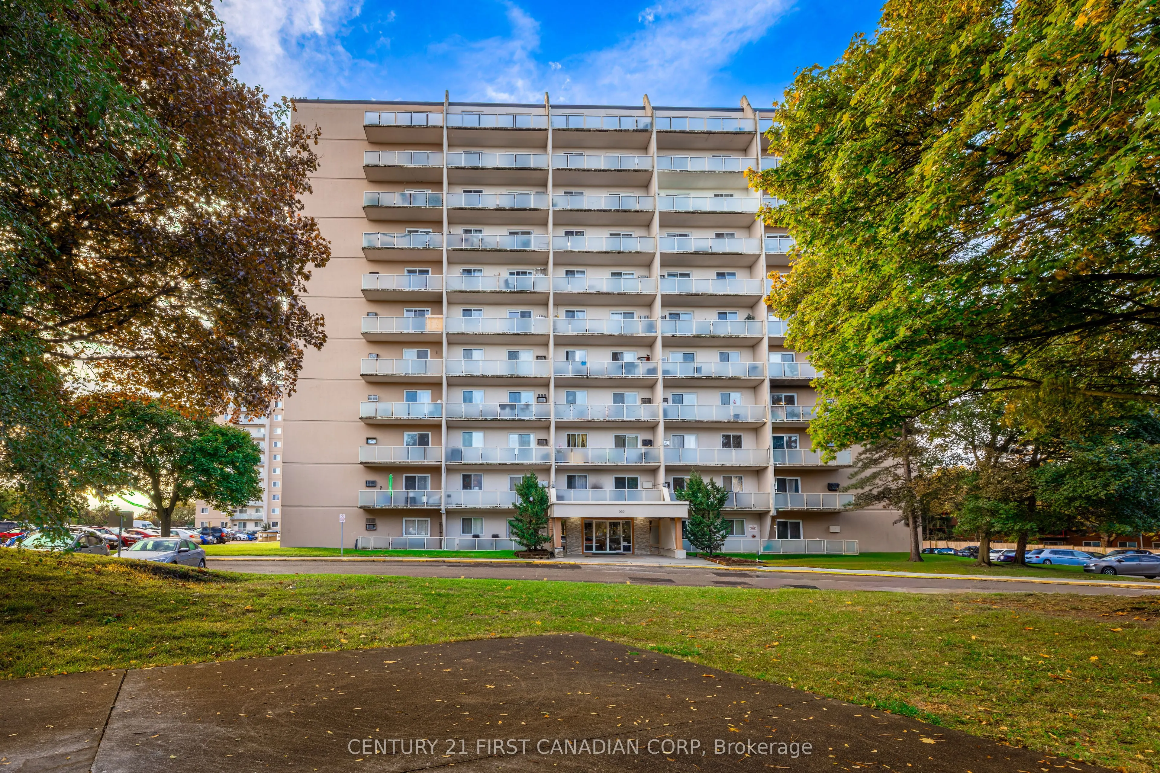 563 Mornington Avenue, #702
