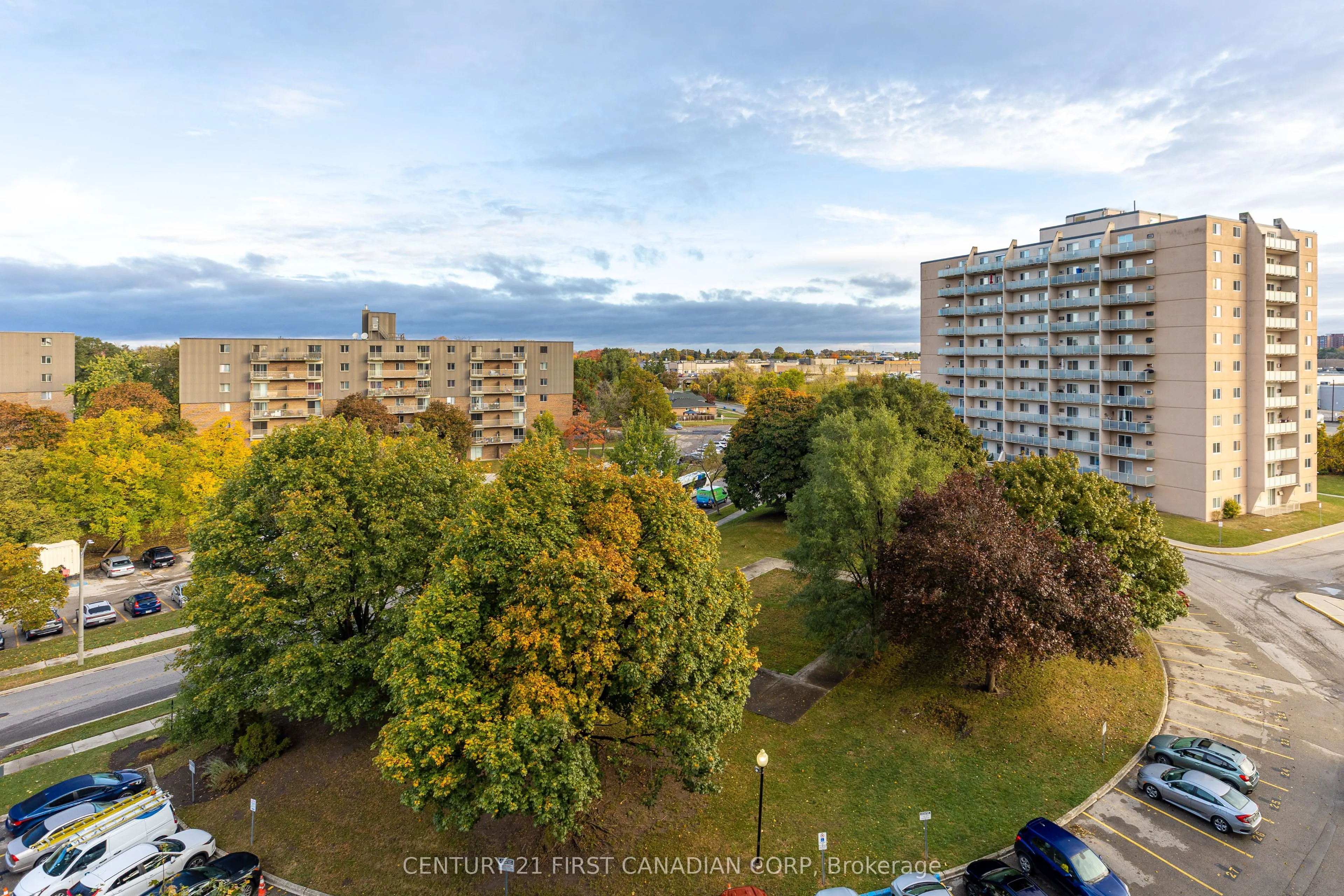 563 Mornington Avenue, #702