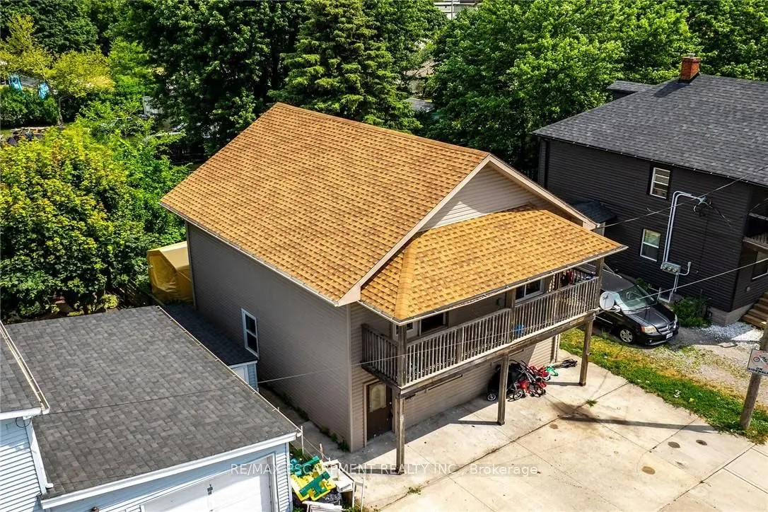 8 Nickel Street
