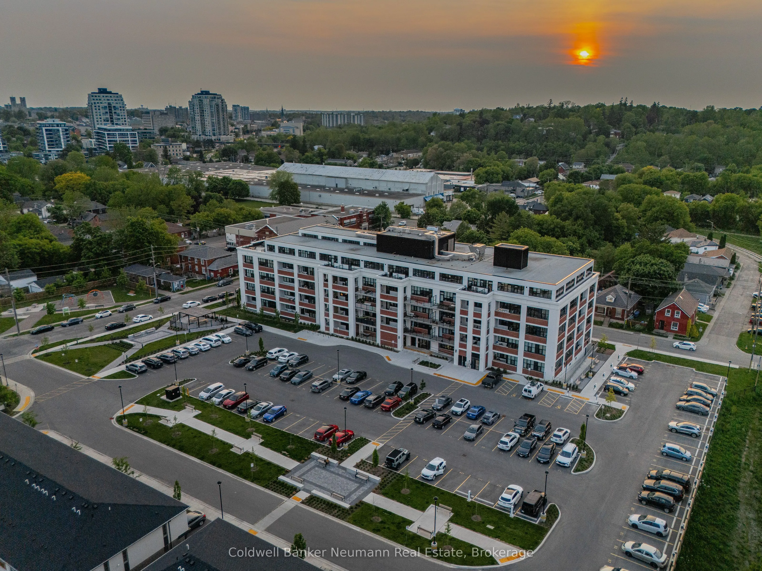 120 Huron Street, #314