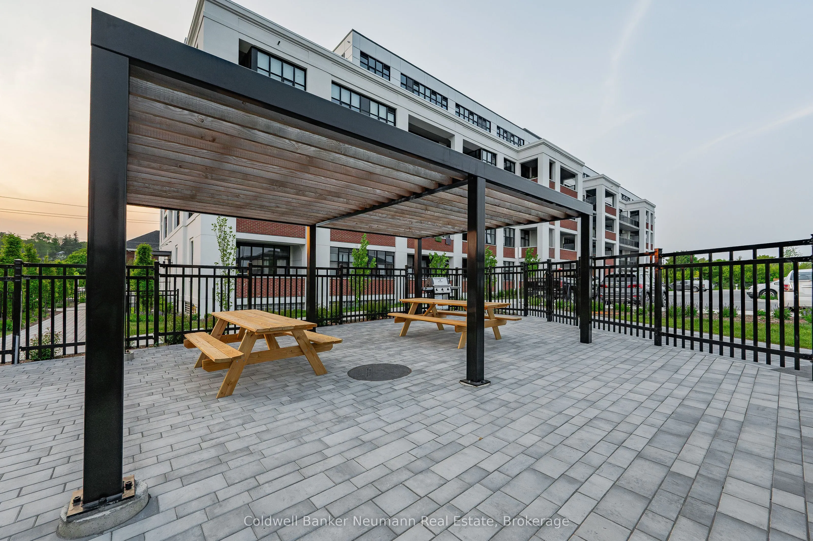 120 Huron Street, #314