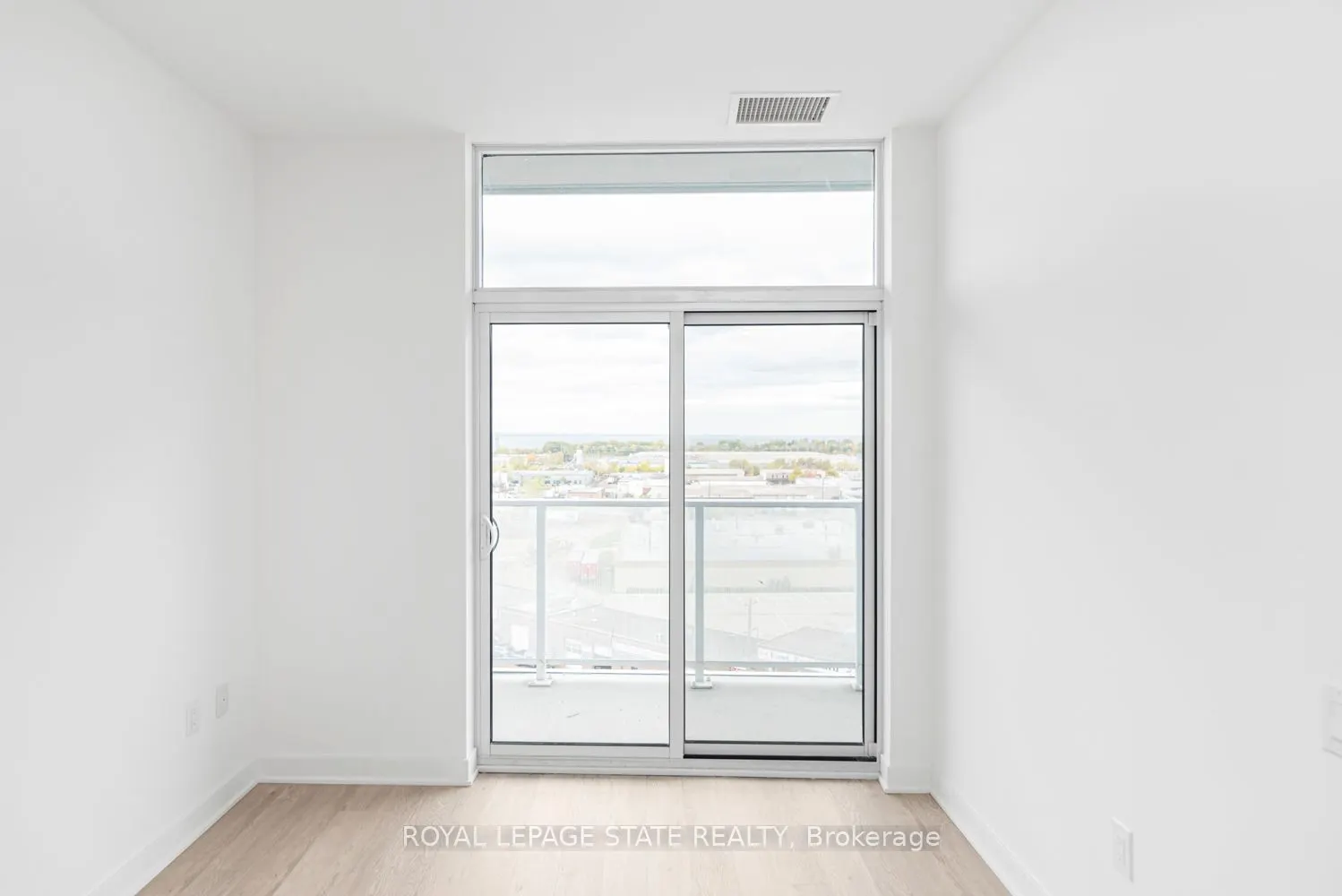 2782 Barton Street E, #813