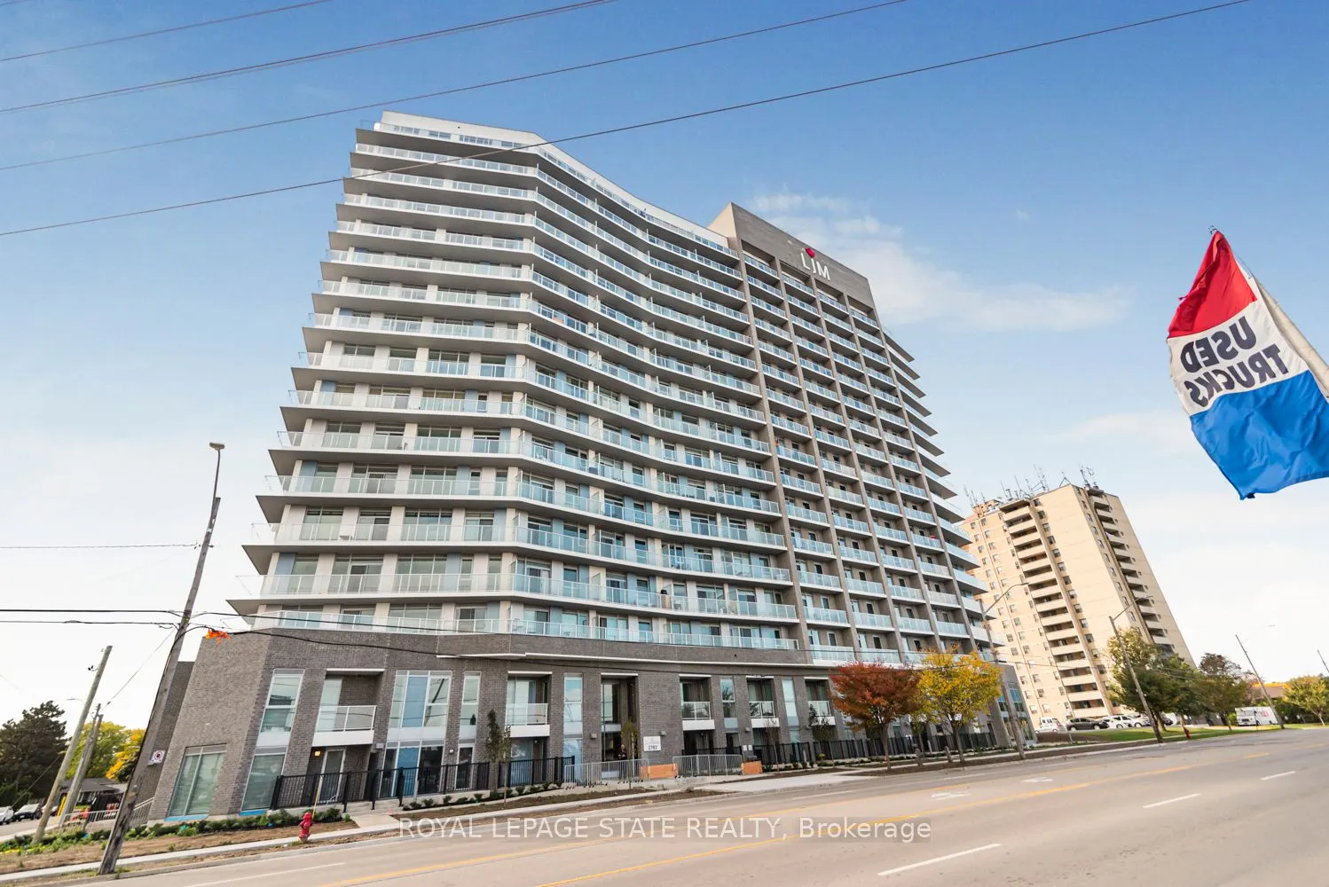 2782 Barton Street E, #813