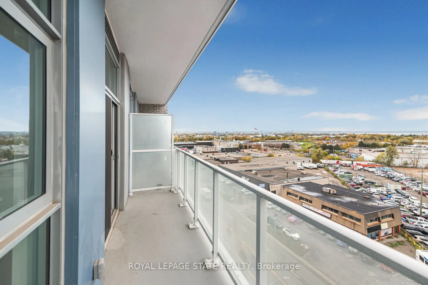 2782 Barton Street E, #813
