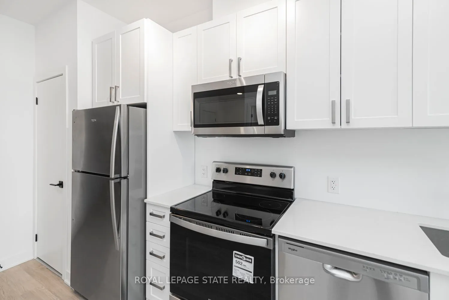 2782 Barton Street E, #813