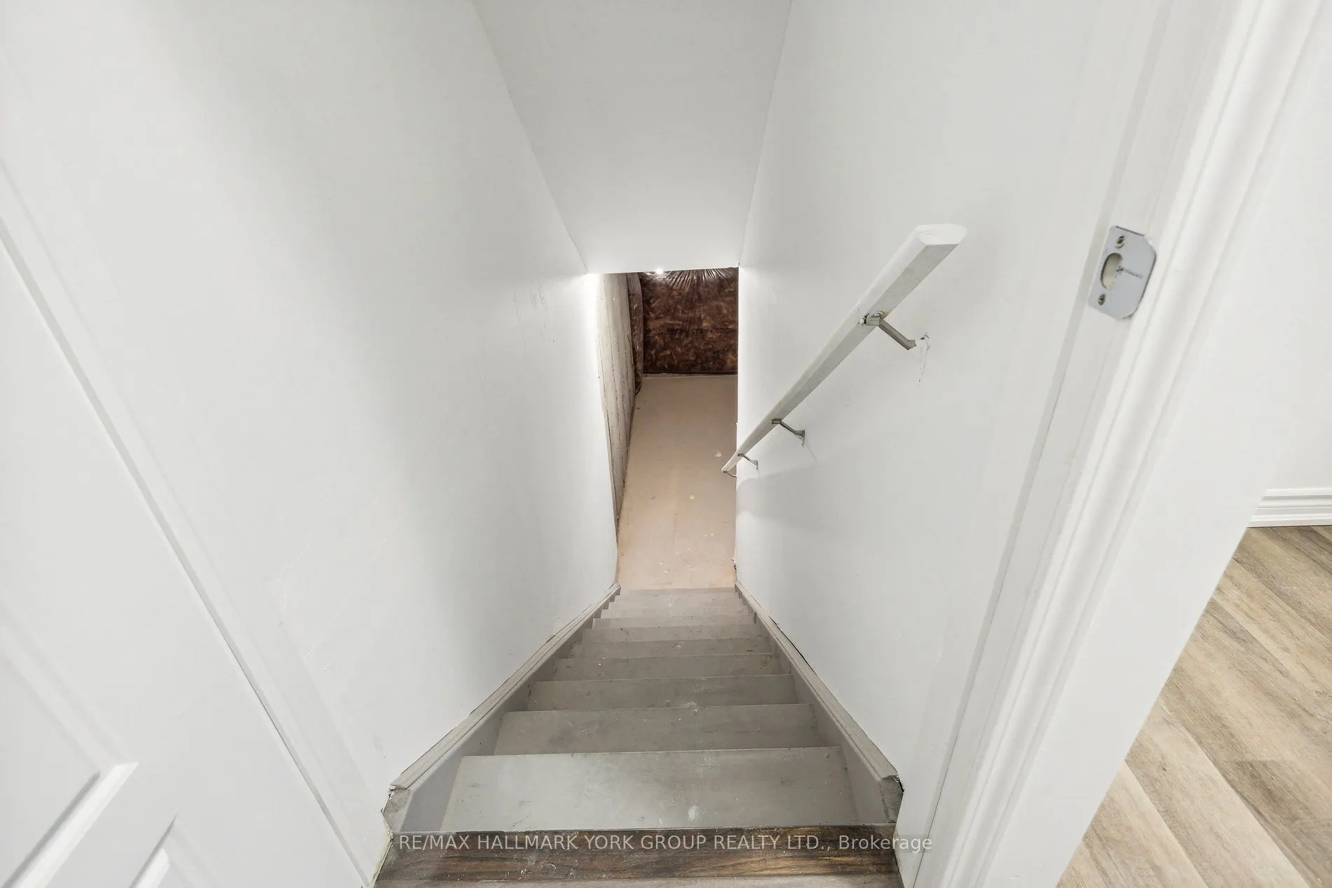 54 Histand Trail