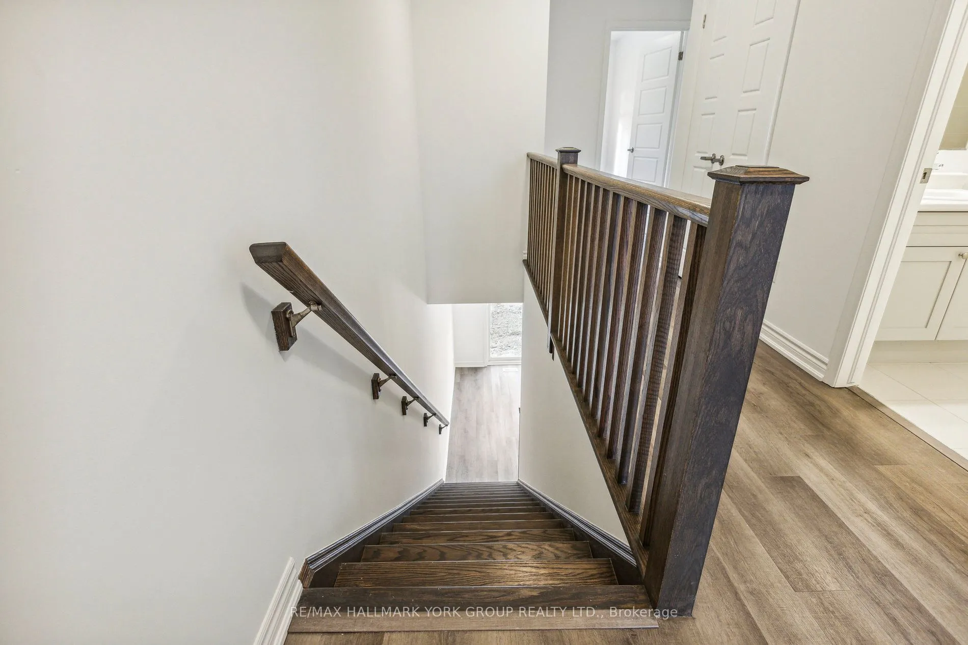 54 Histand Trail