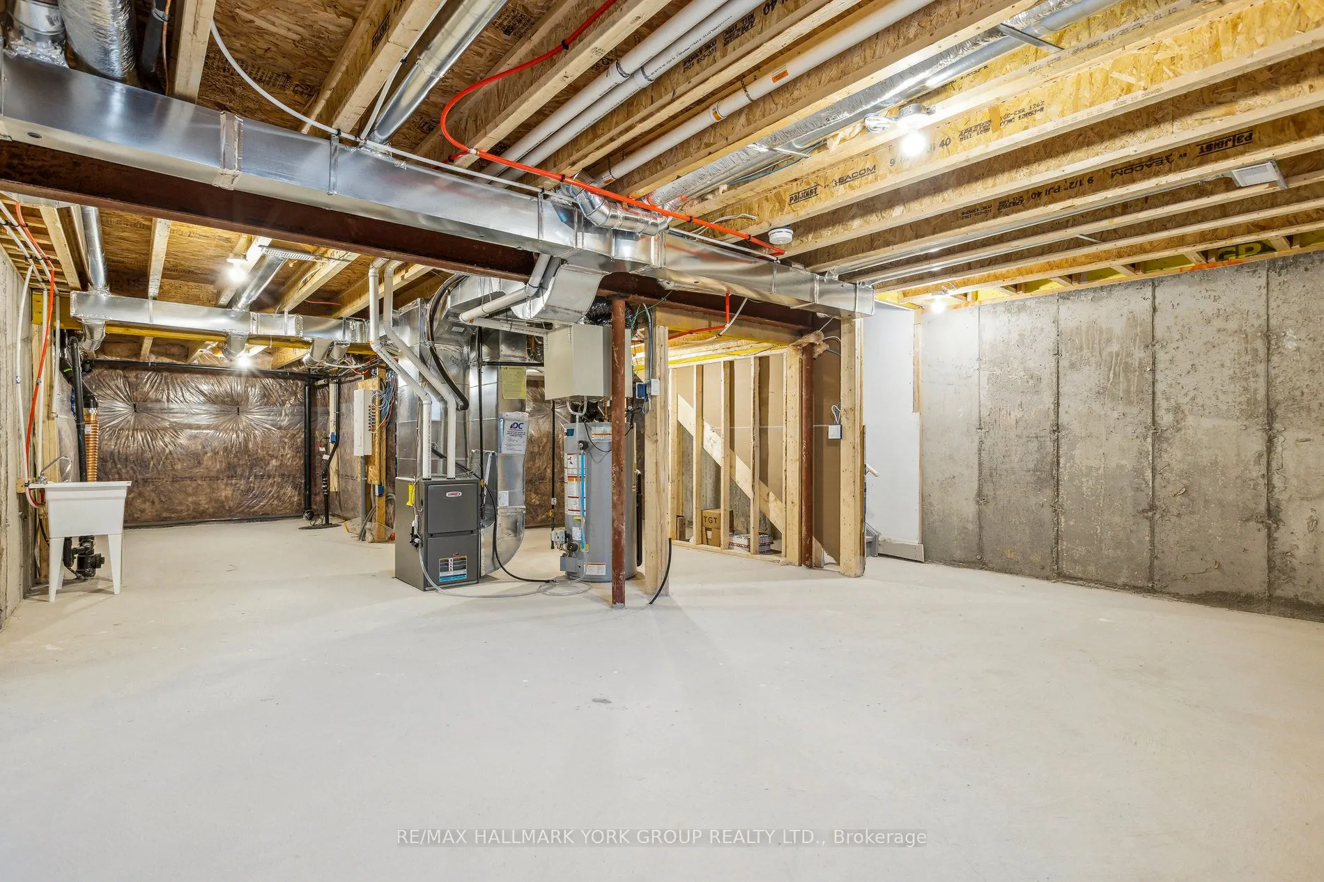 54 Histand Trail