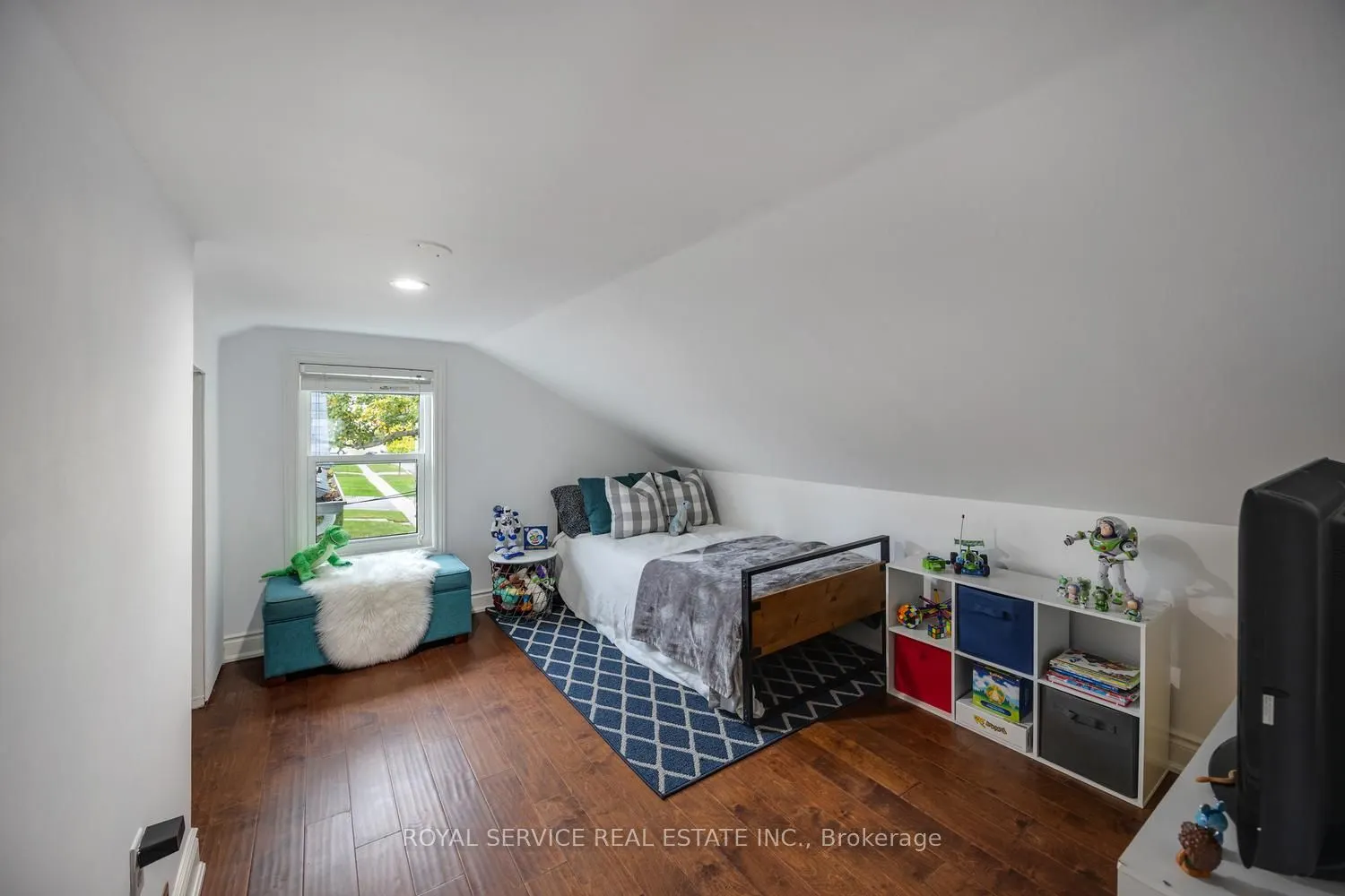 285 Ridout Street