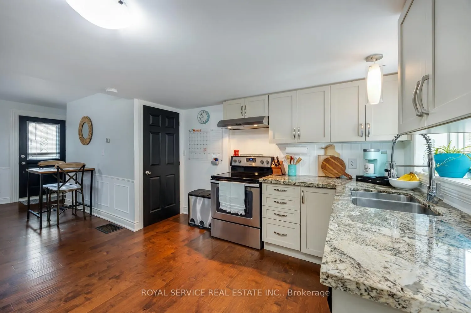 285 Ridout Street