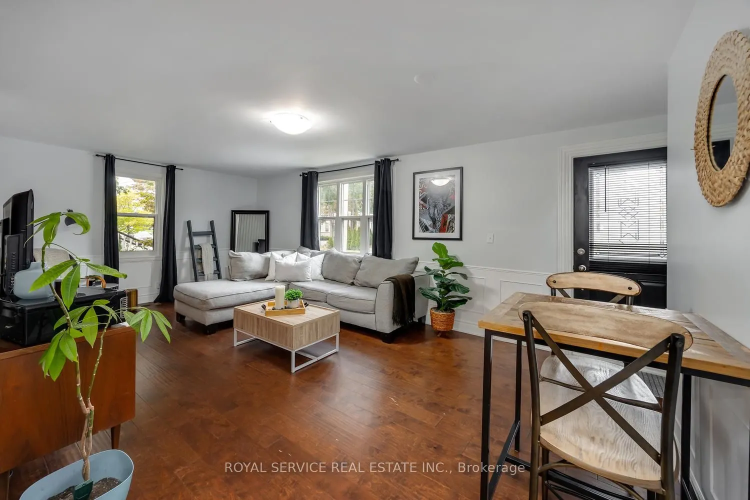 285 Ridout Street