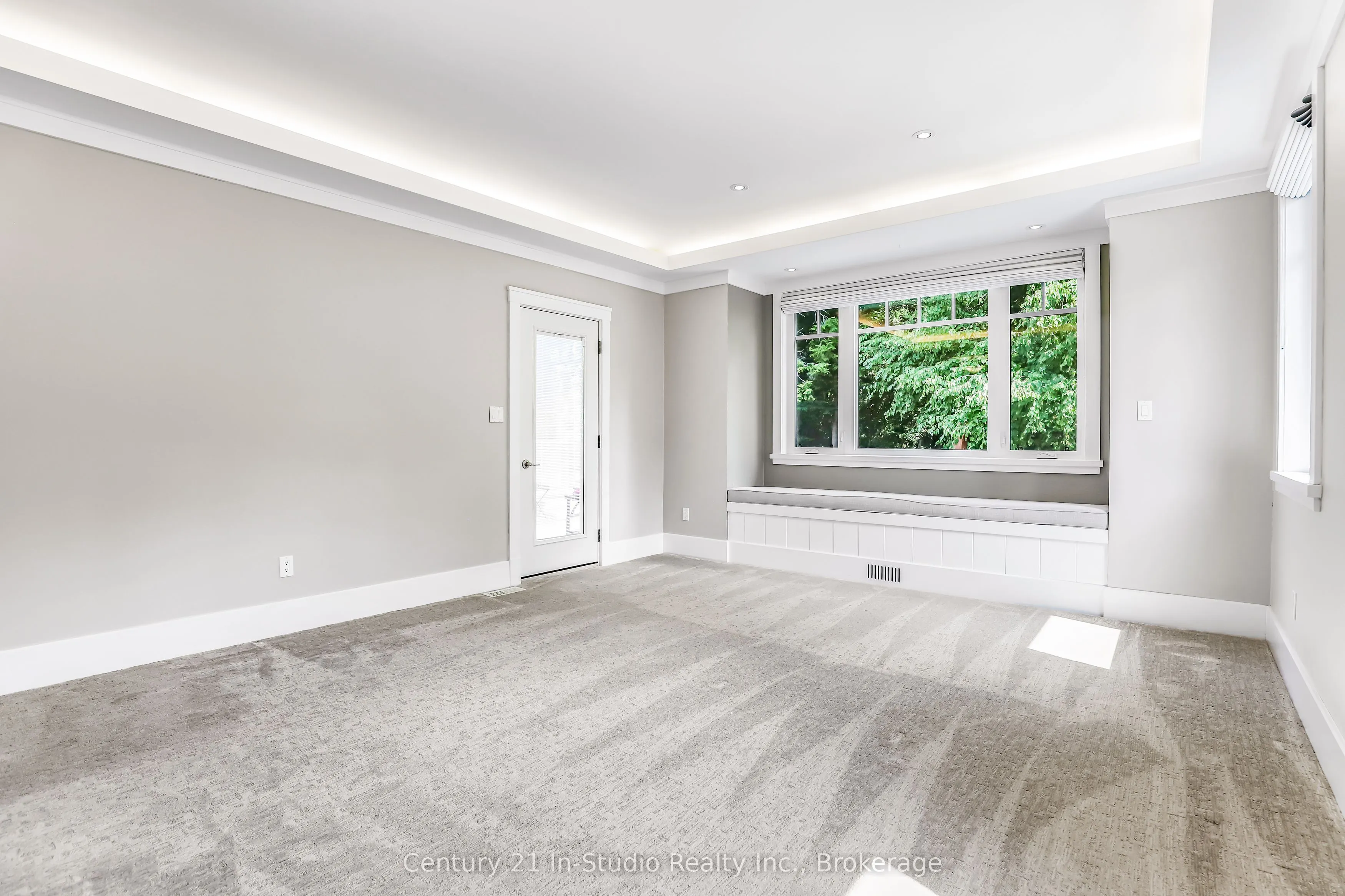 27 Carter Drive