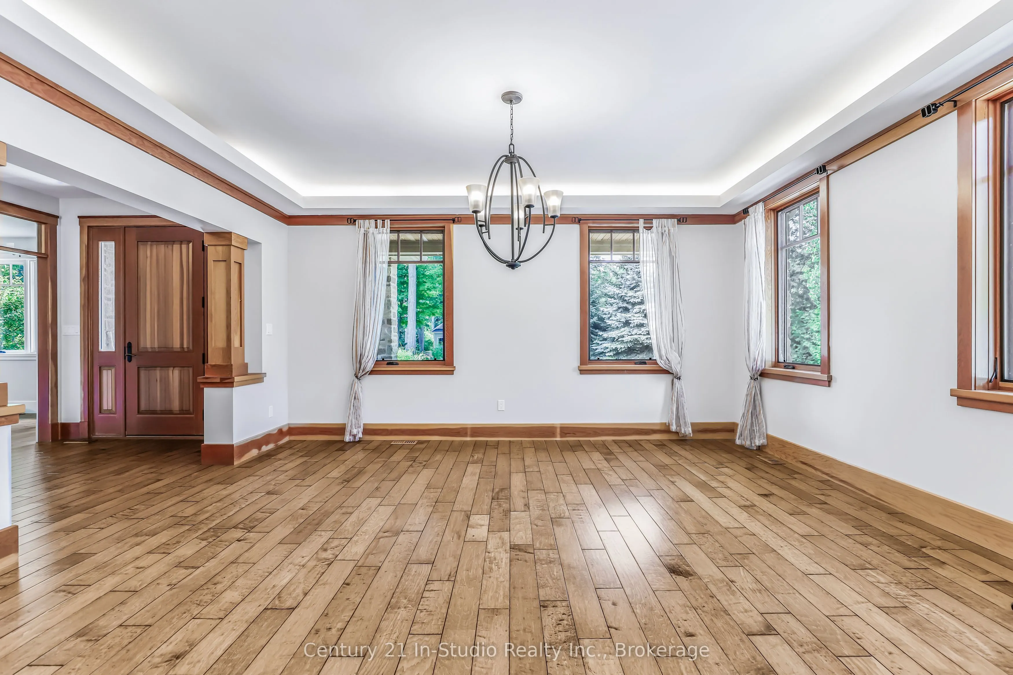 27 Carter Drive