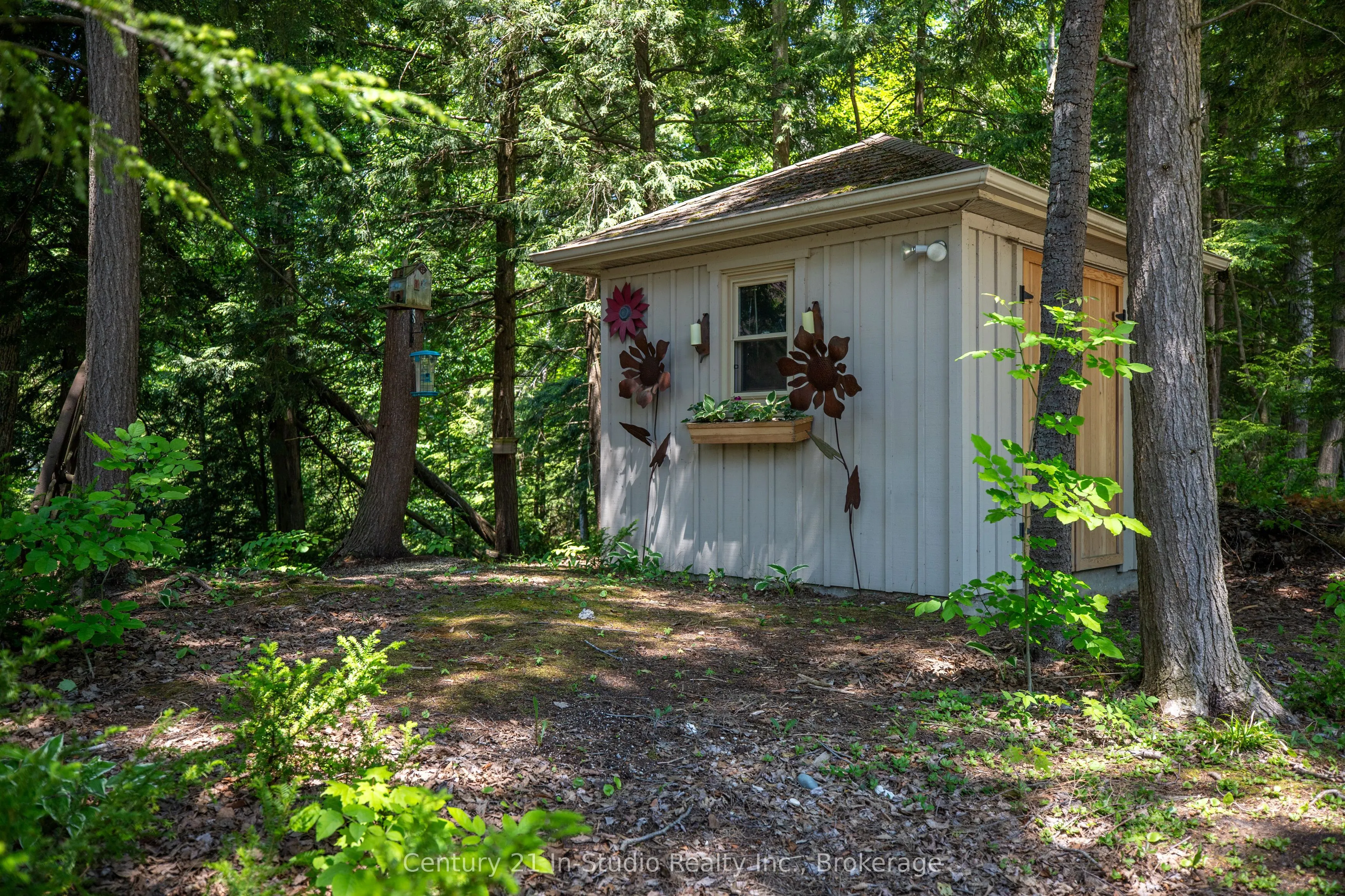 27 Carter Drive