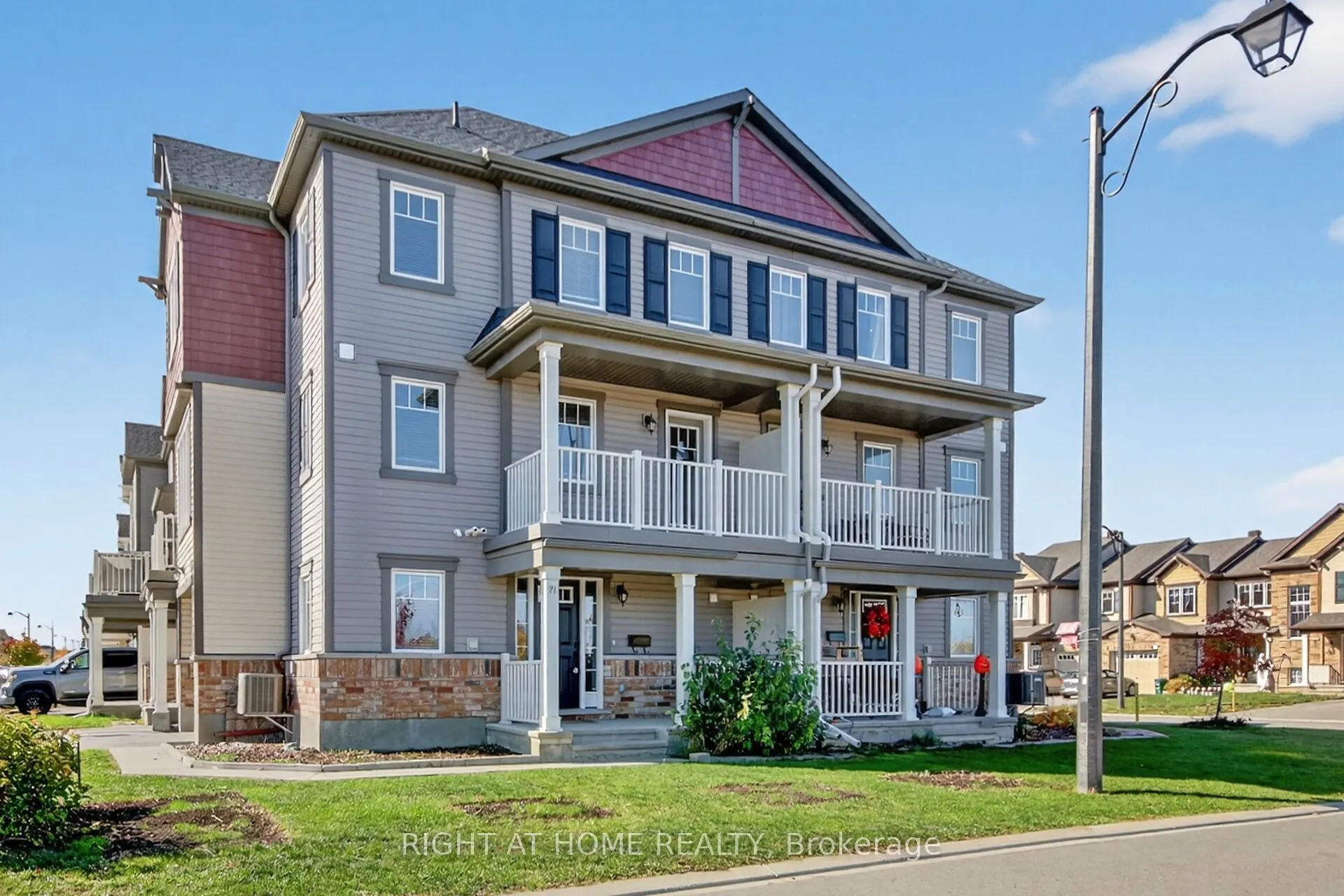 91 Buffalograss Crescent