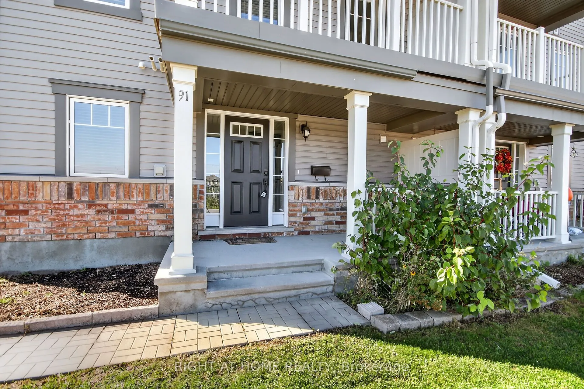 91 Buffalograss Crescent