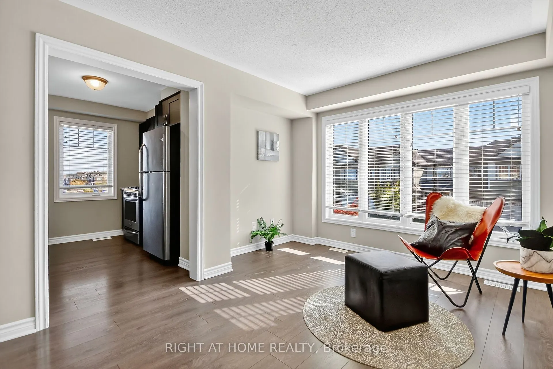 91 Buffalograss Crescent