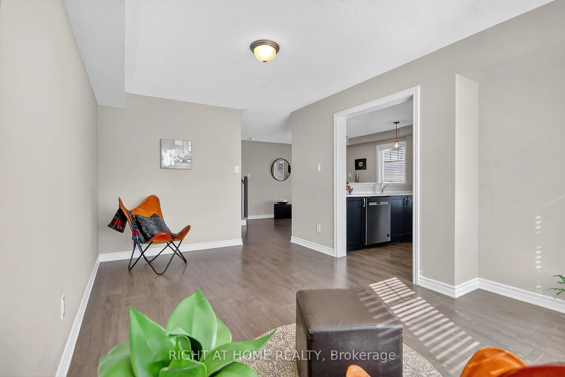 91 Buffalograss Crescent