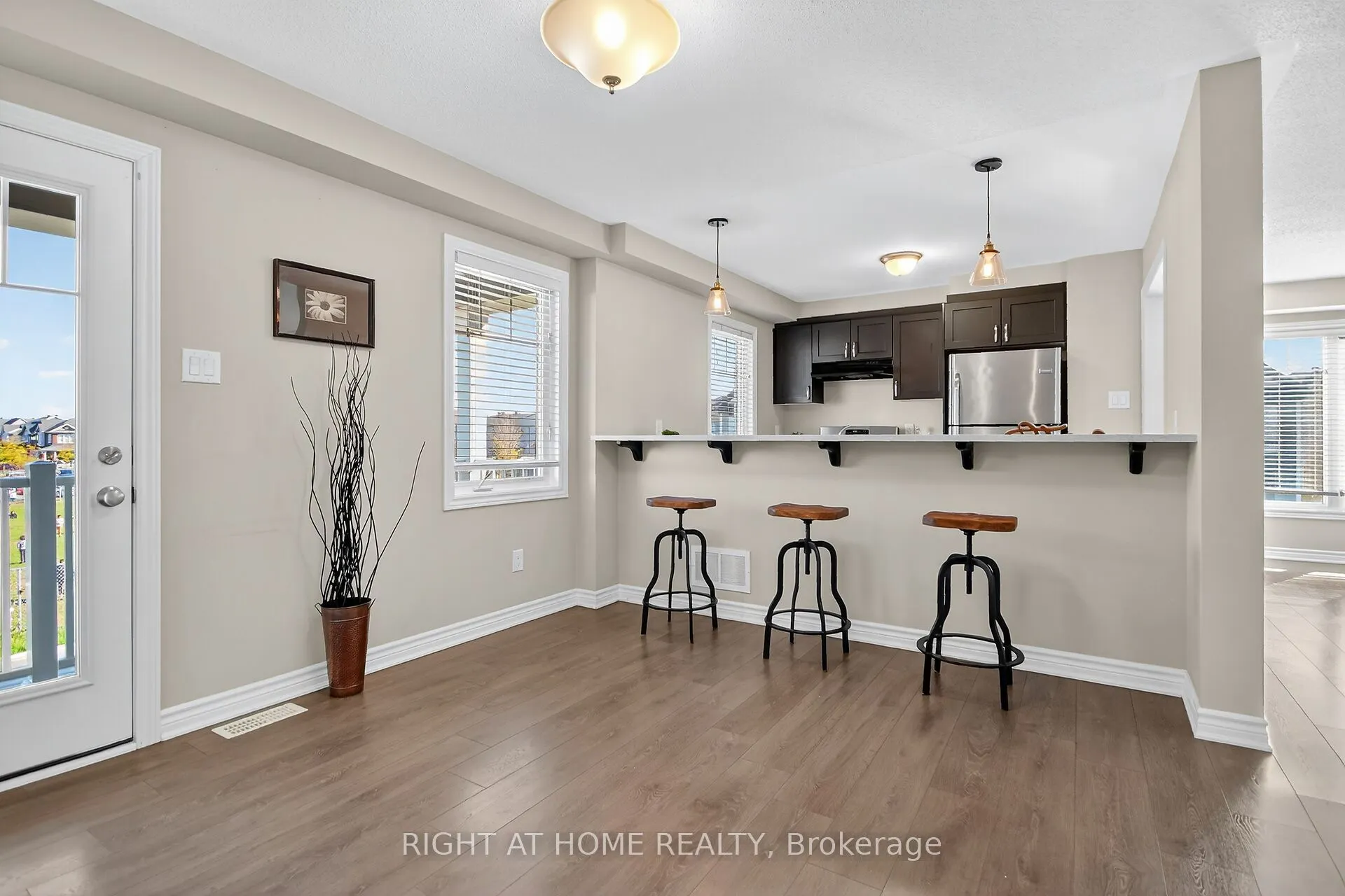 91 Buffalograss Crescent