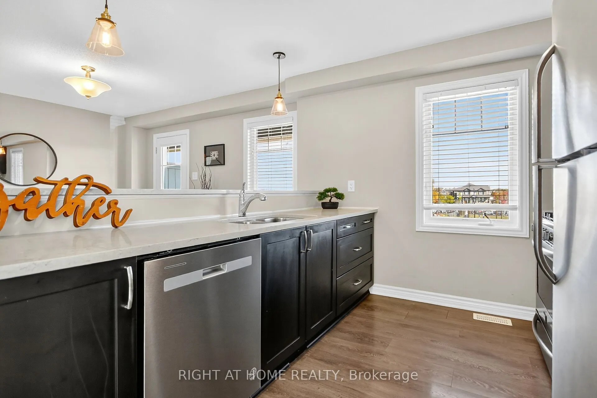 91 Buffalograss Crescent