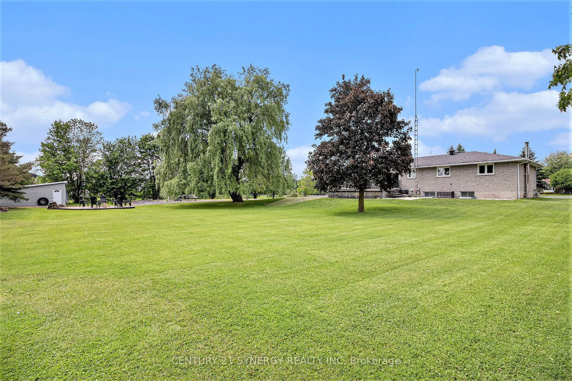 1321 Route 500 Route W