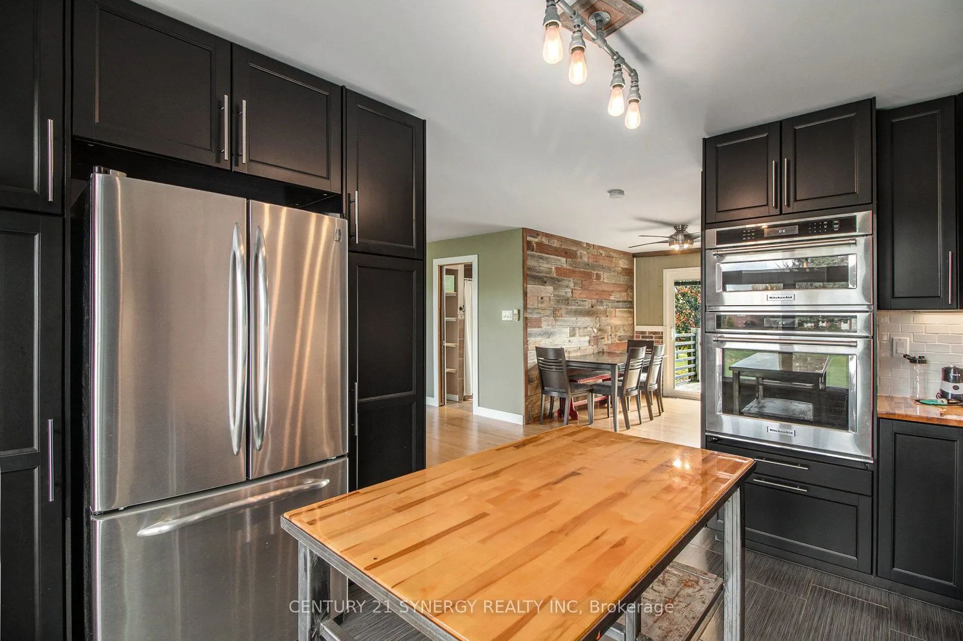 1321 Route 500 Route W