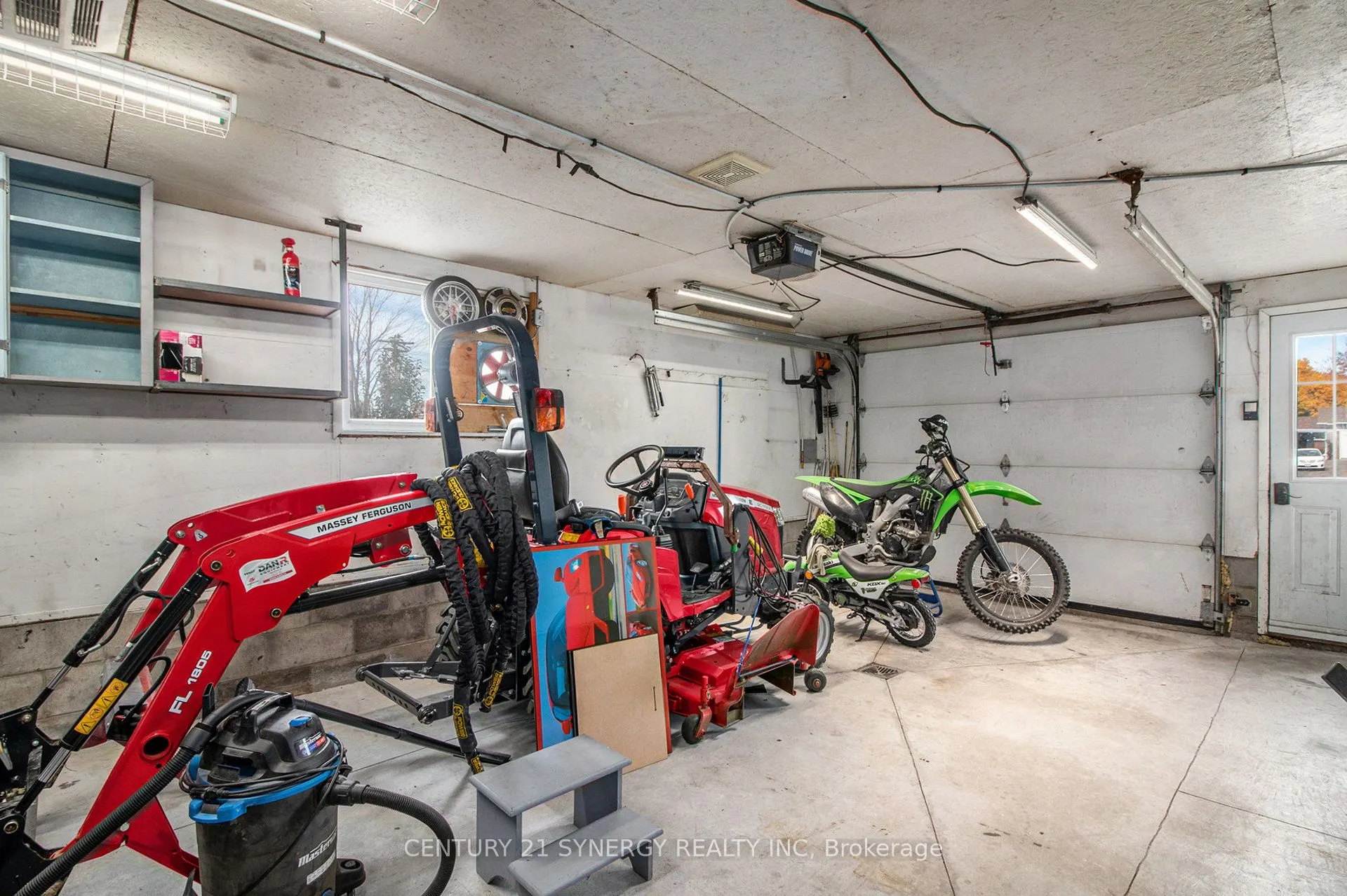 1321 Route 500 Route W