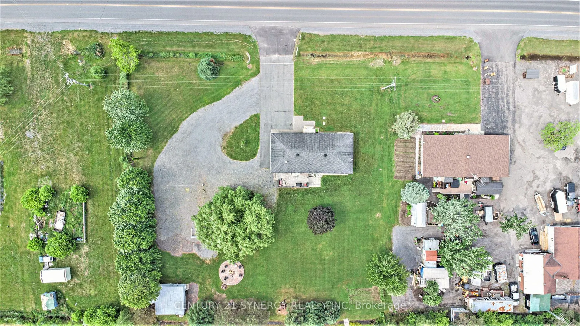 1321 Route 500 Route W