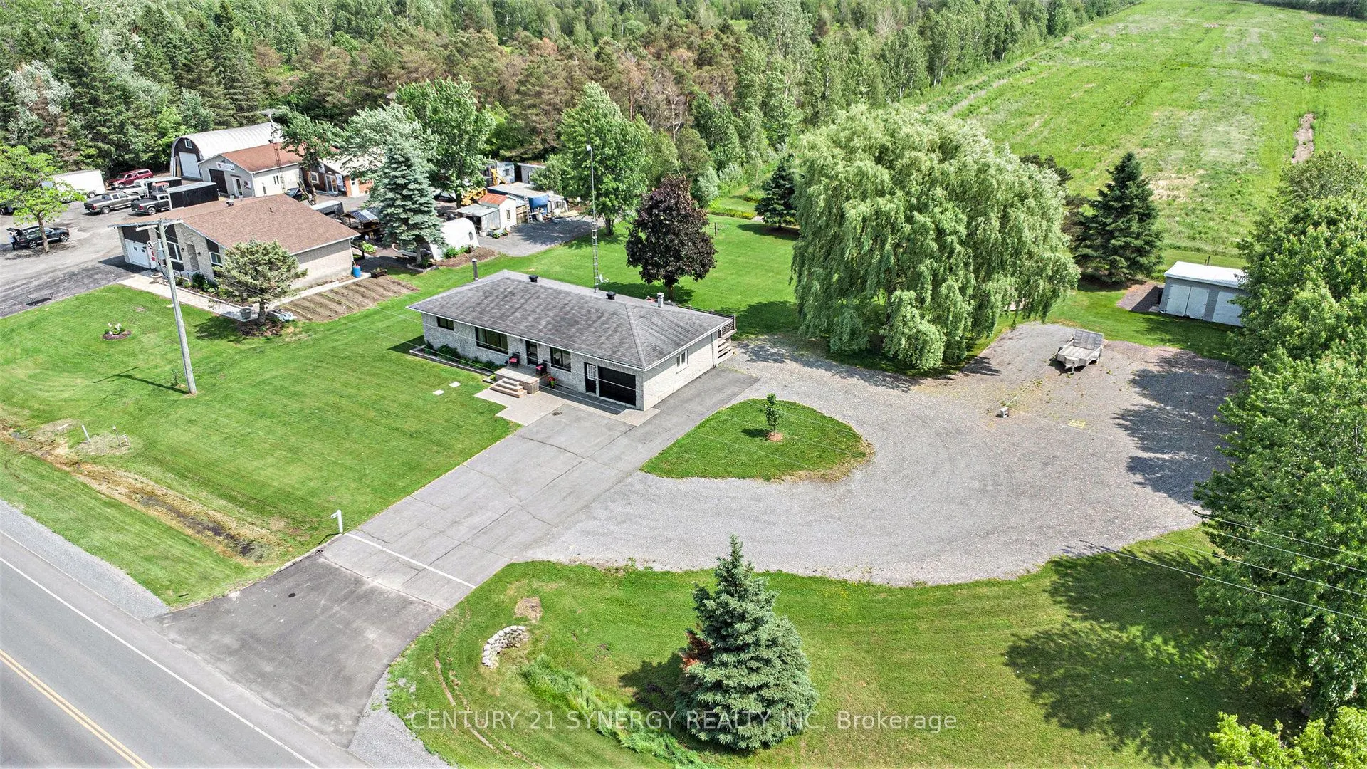 1321 Route 500 Route W