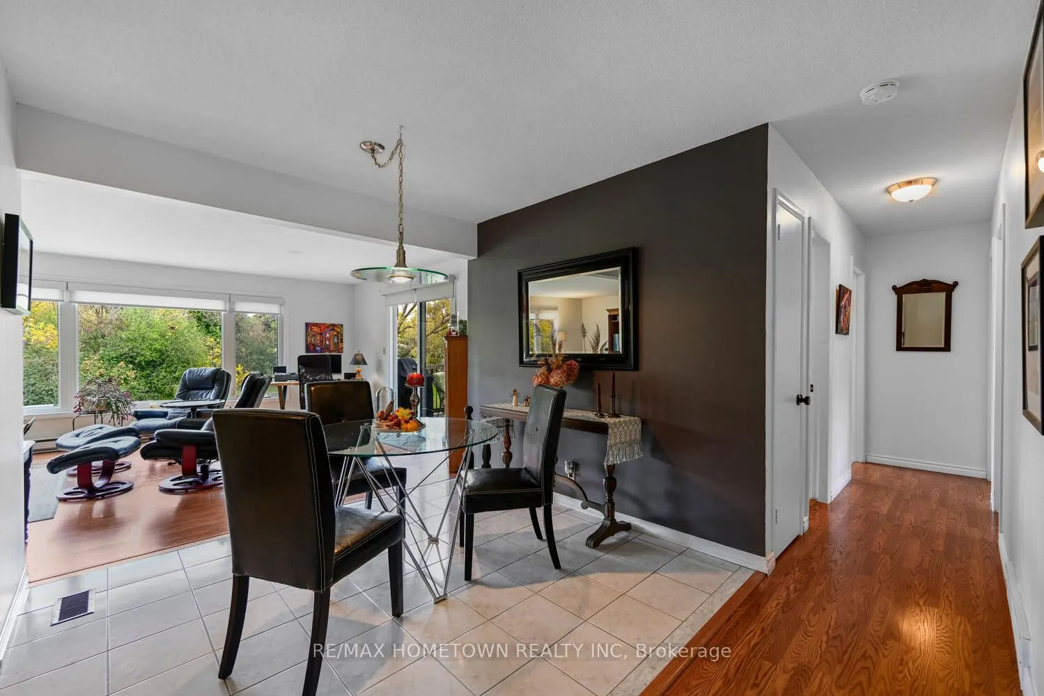 64 Brookview Place