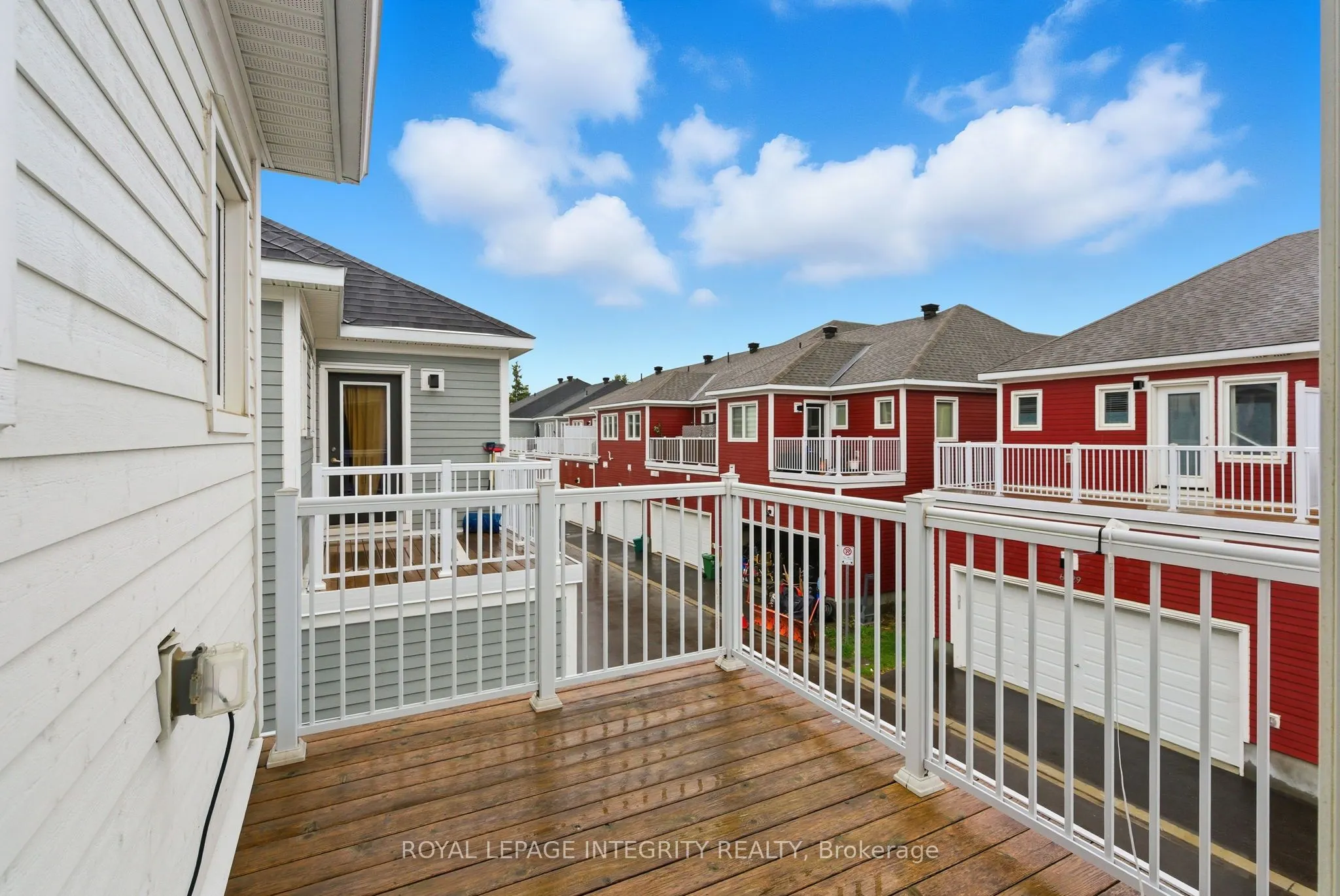 820 Bascule Place