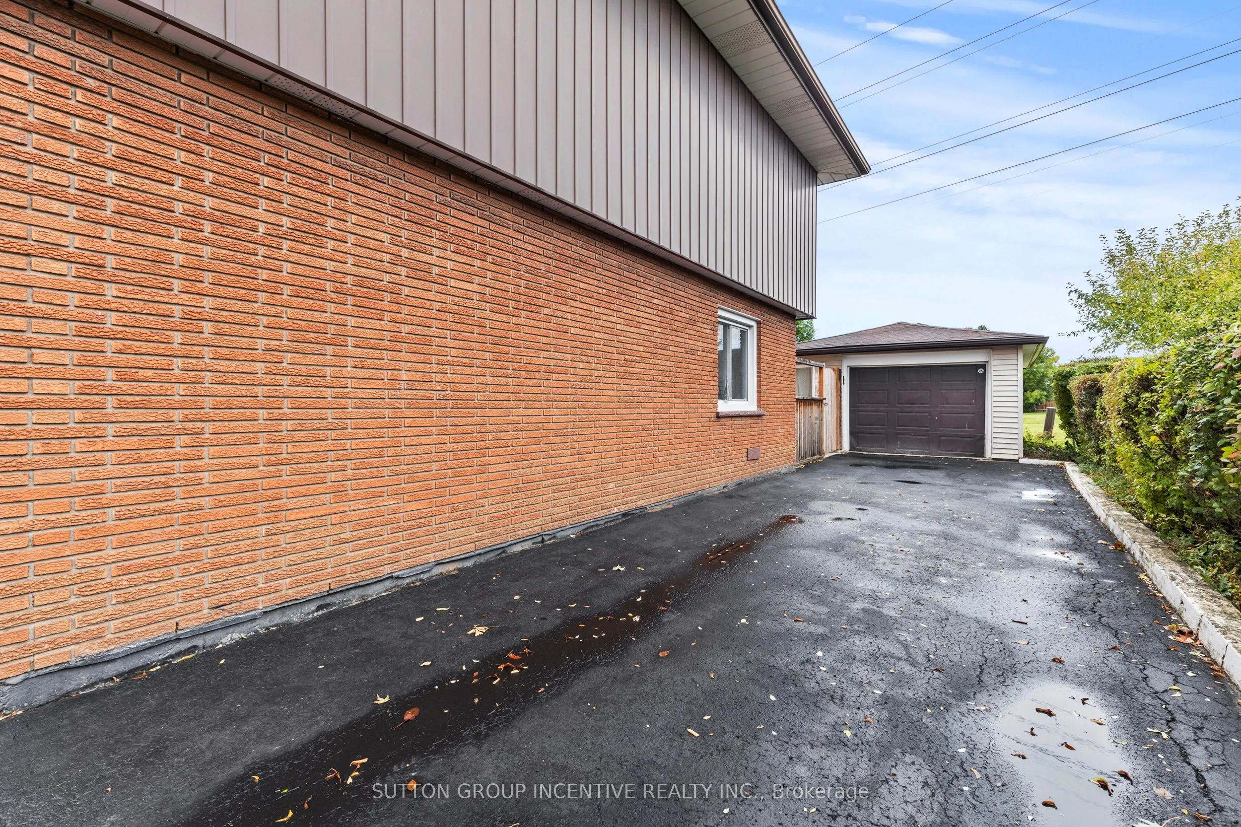2 Hendershot Avenue