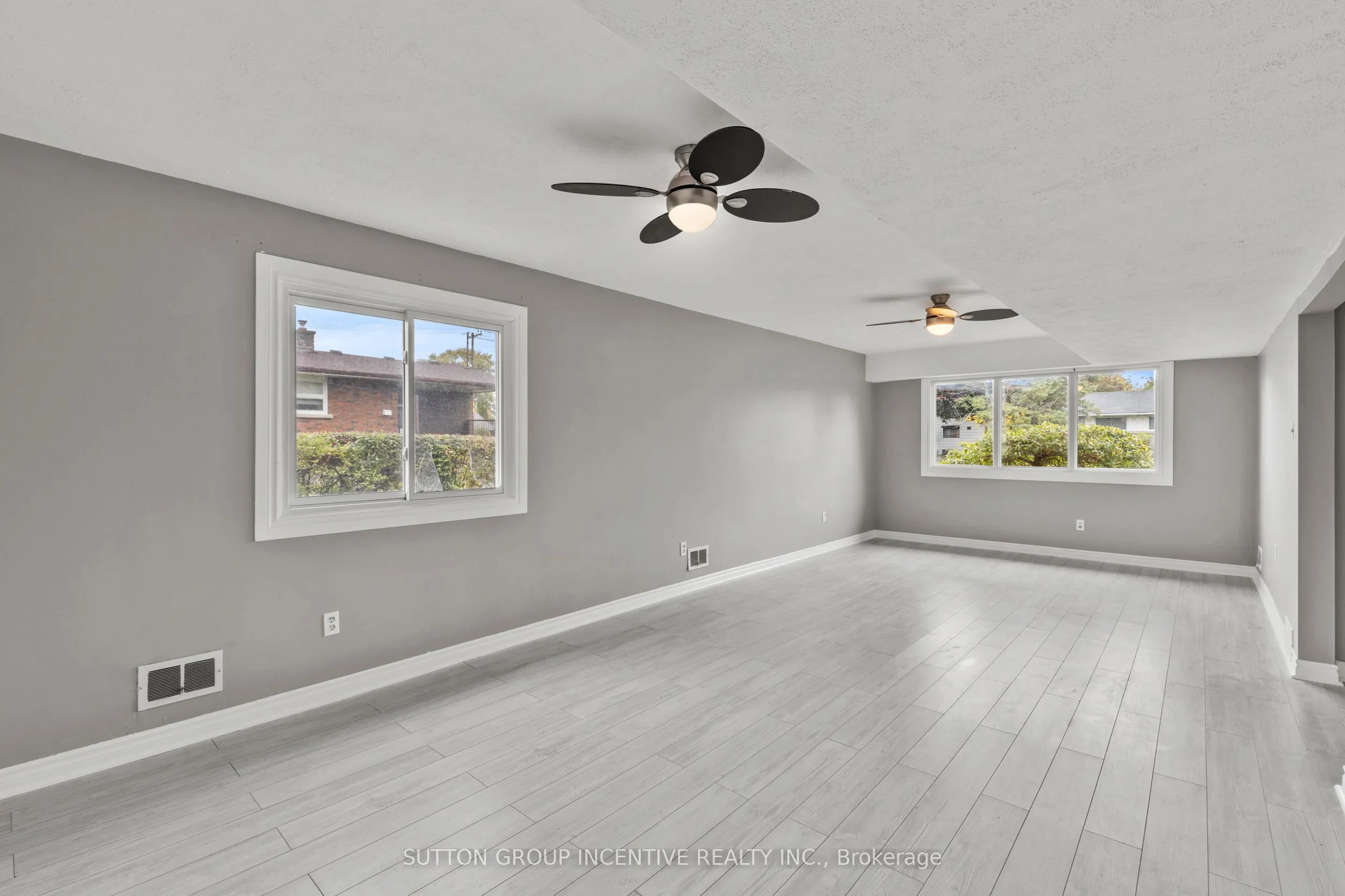 2 Hendershot Avenue