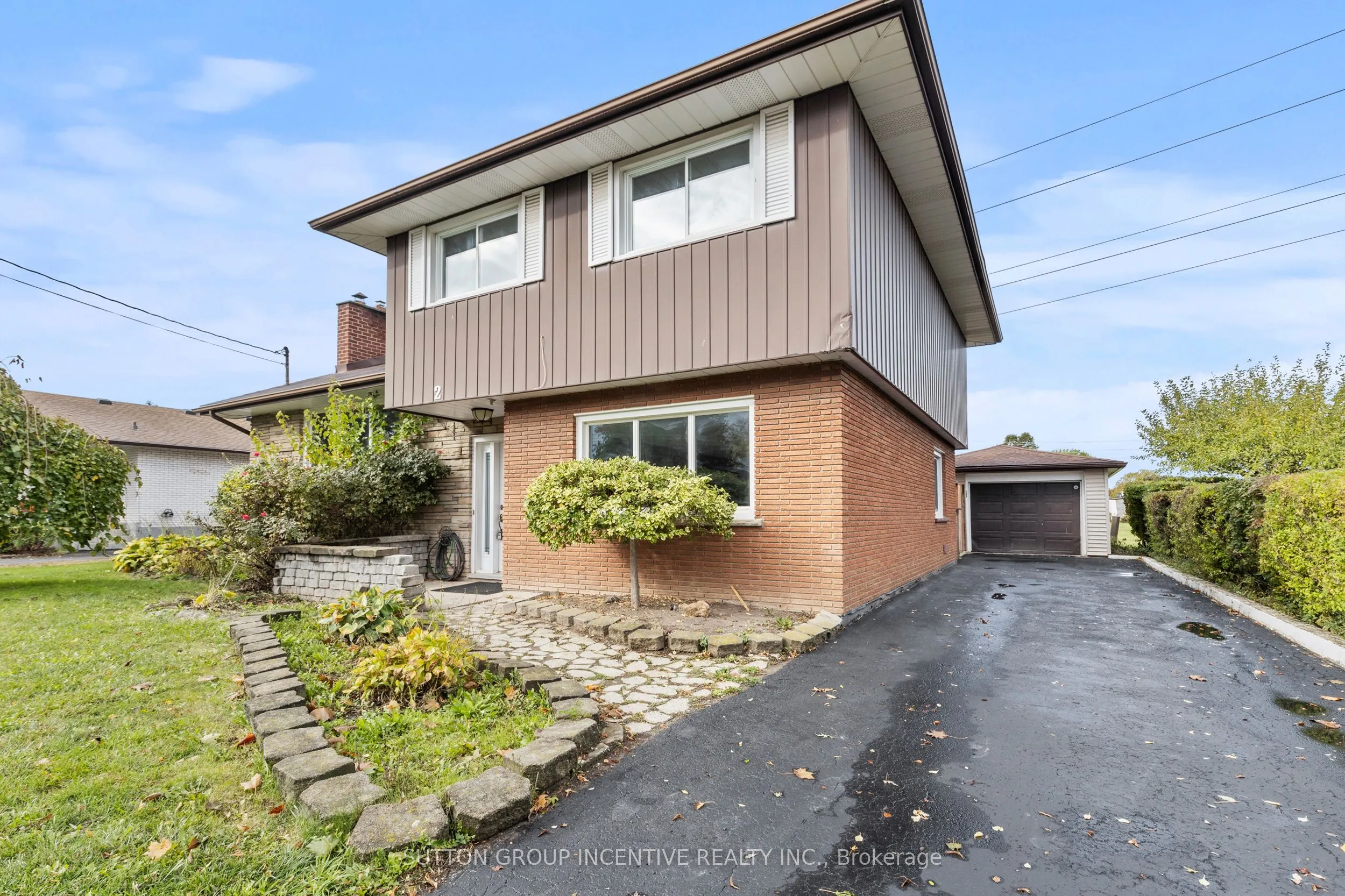 2 Hendershot Avenue
