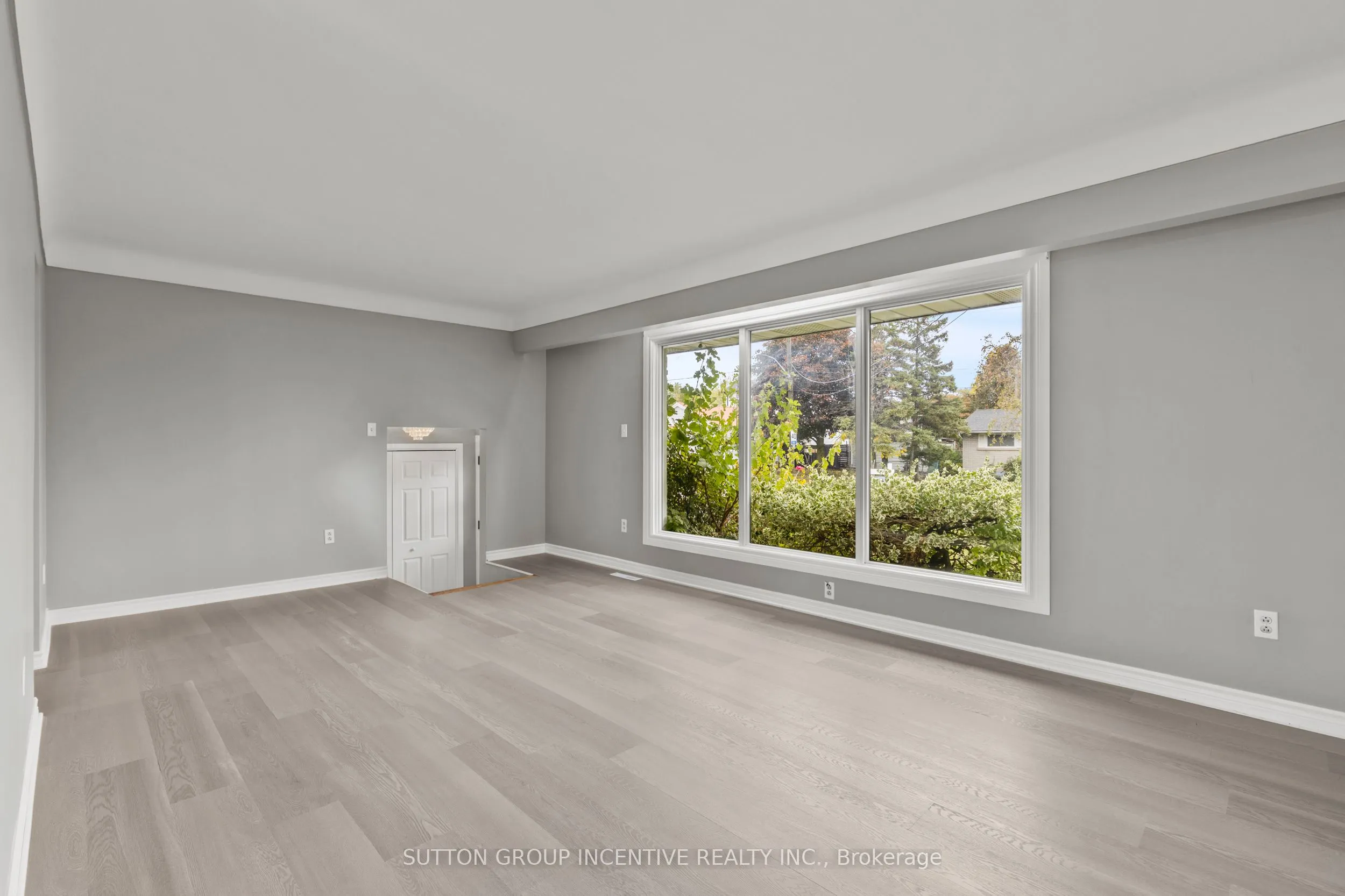 2 Hendershot Avenue