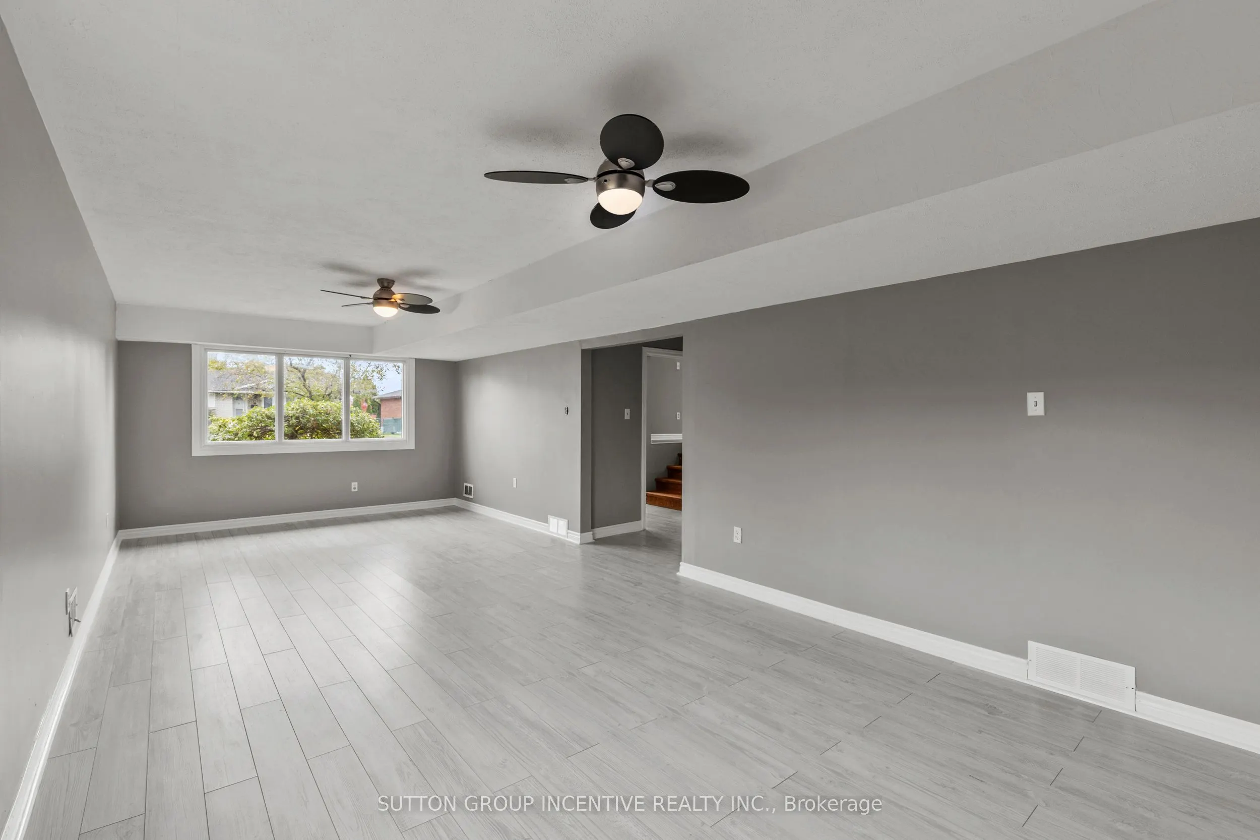 2 Hendershot Avenue
