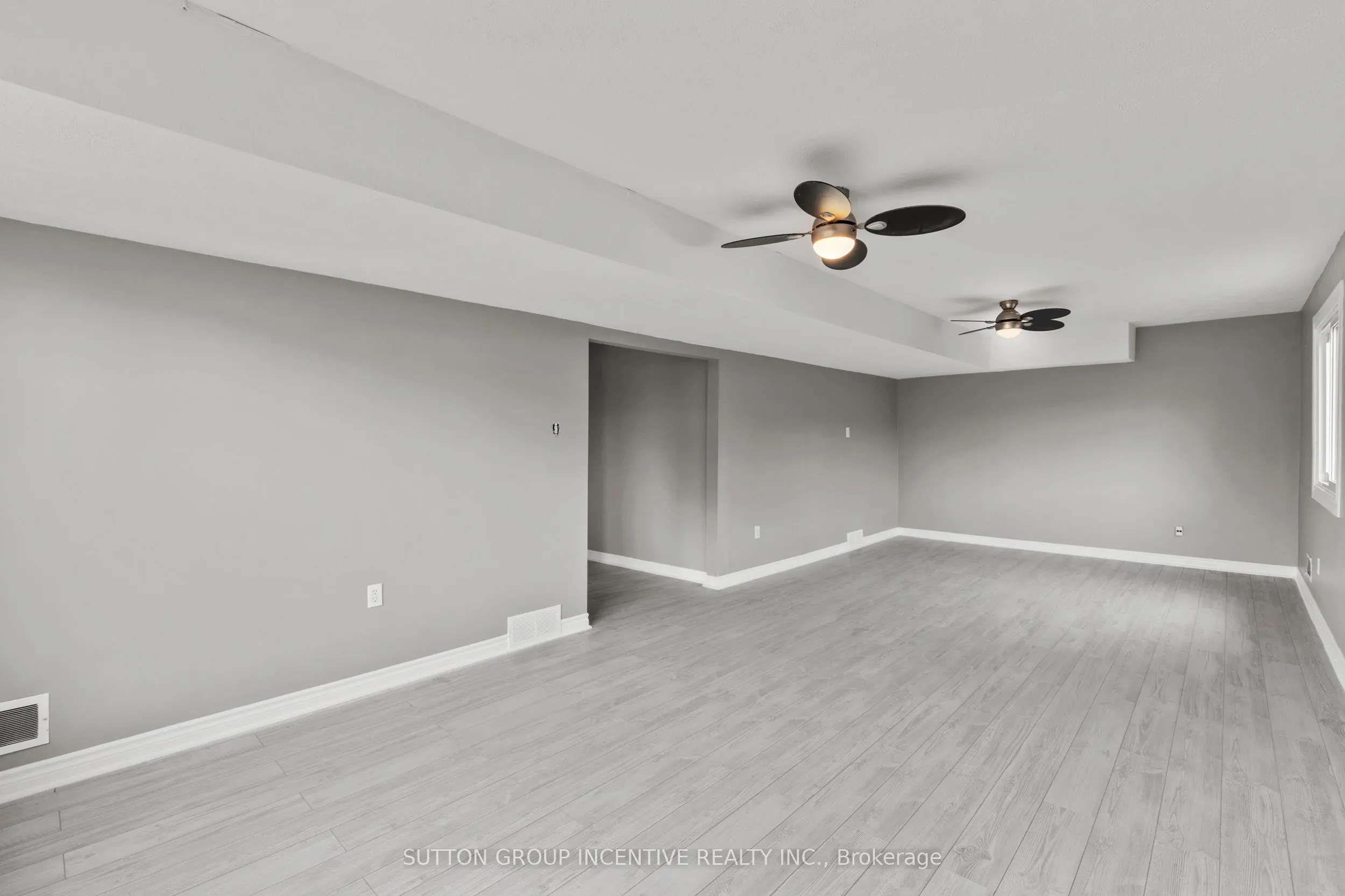 2 Hendershot Avenue