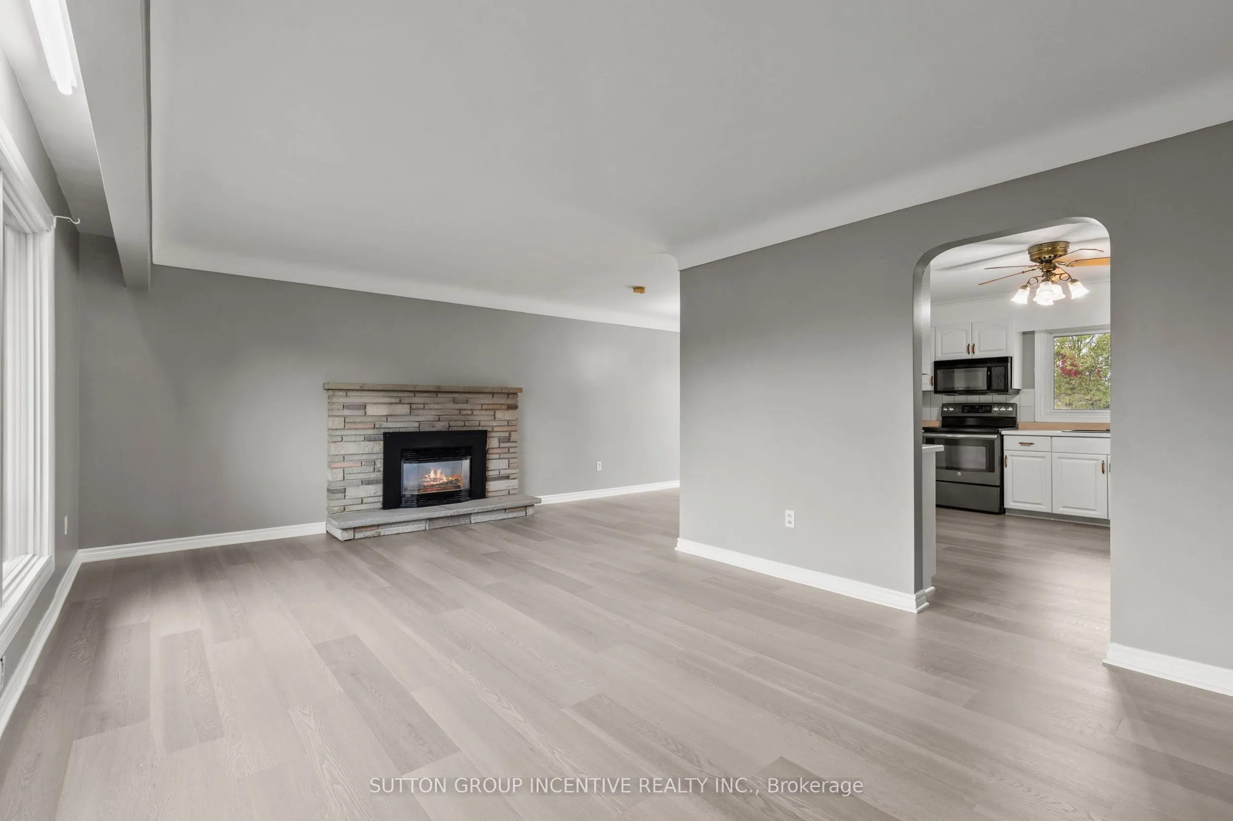 2 Hendershot Avenue