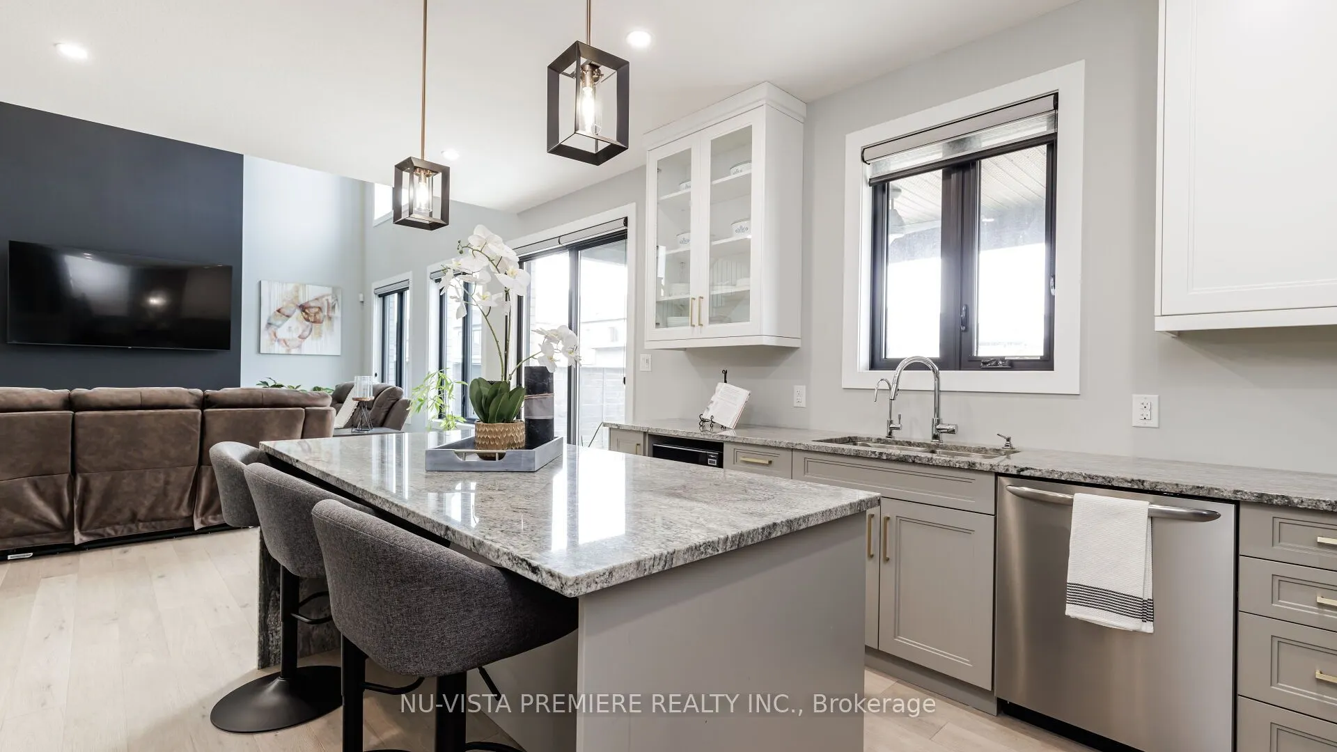 4079 Sugarmaple Crossing