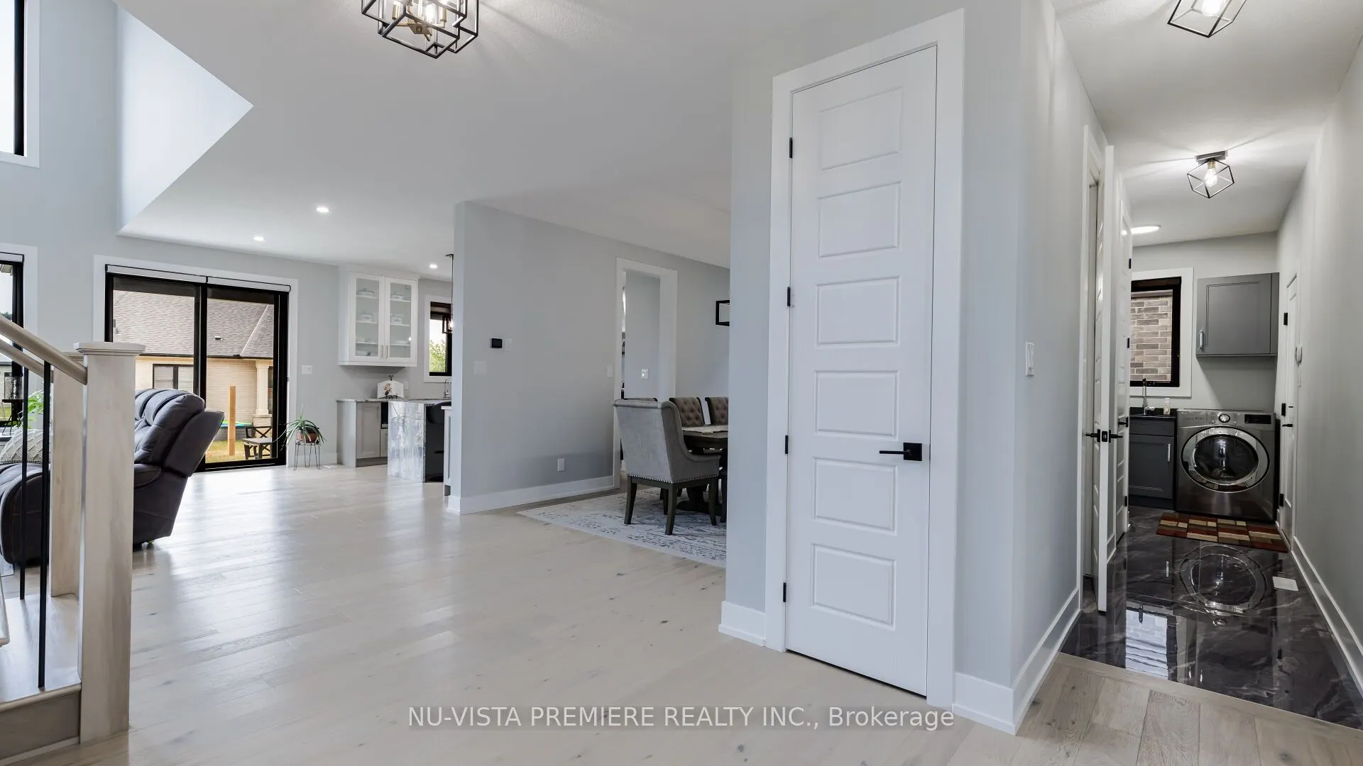 4079 Sugarmaple Crossing