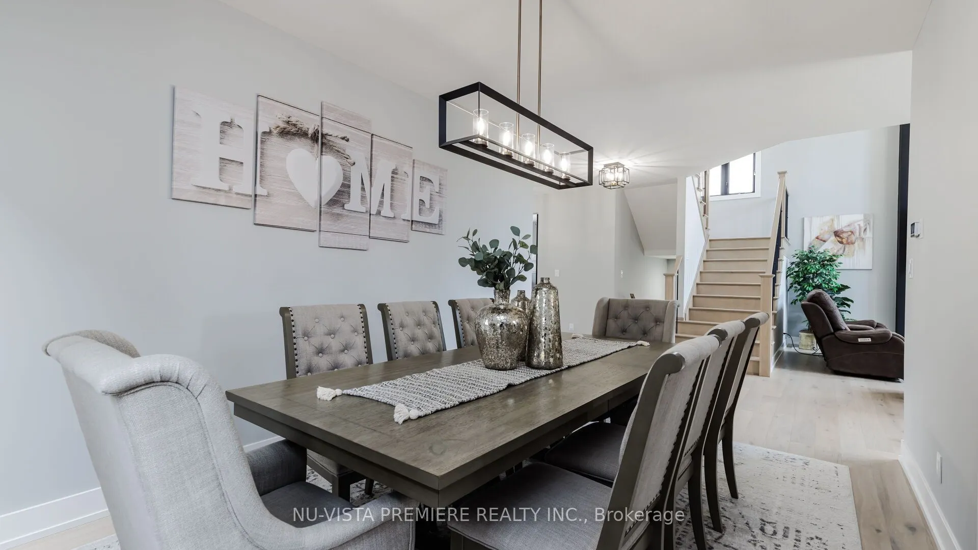 4079 Sugarmaple Crossing
