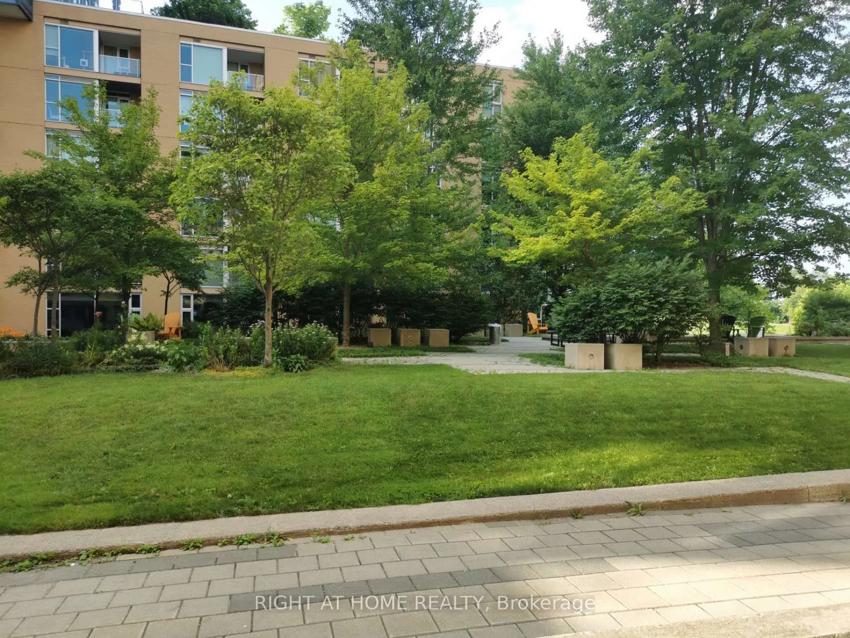 250 Lett Street, #117