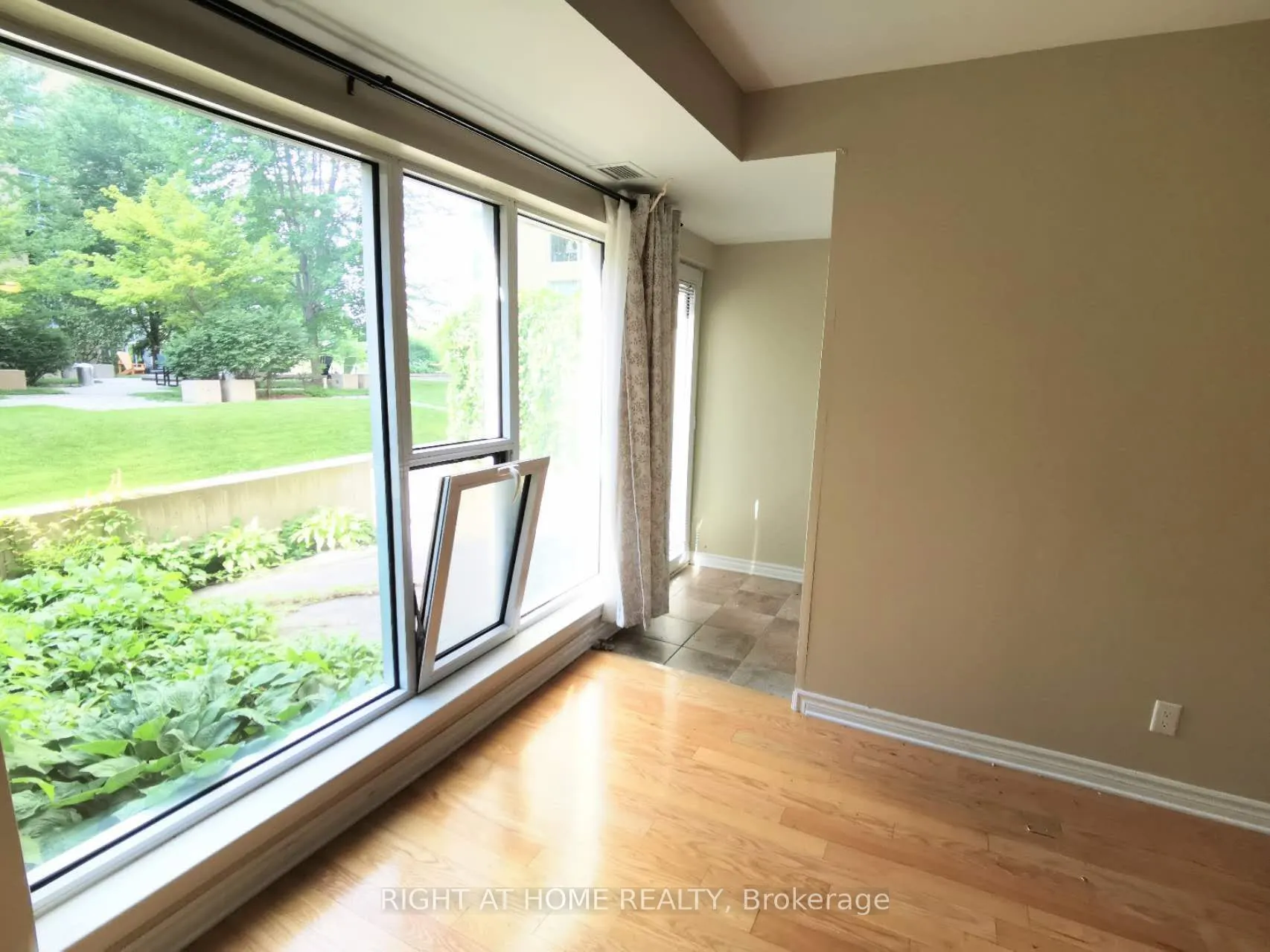 250 Lett Street, #117